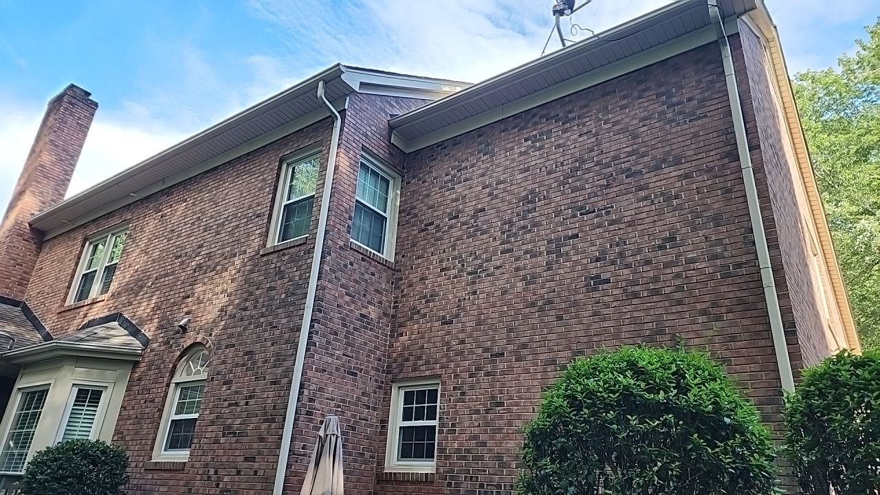 House Wash using cleaner by Power Wash Masters LLC