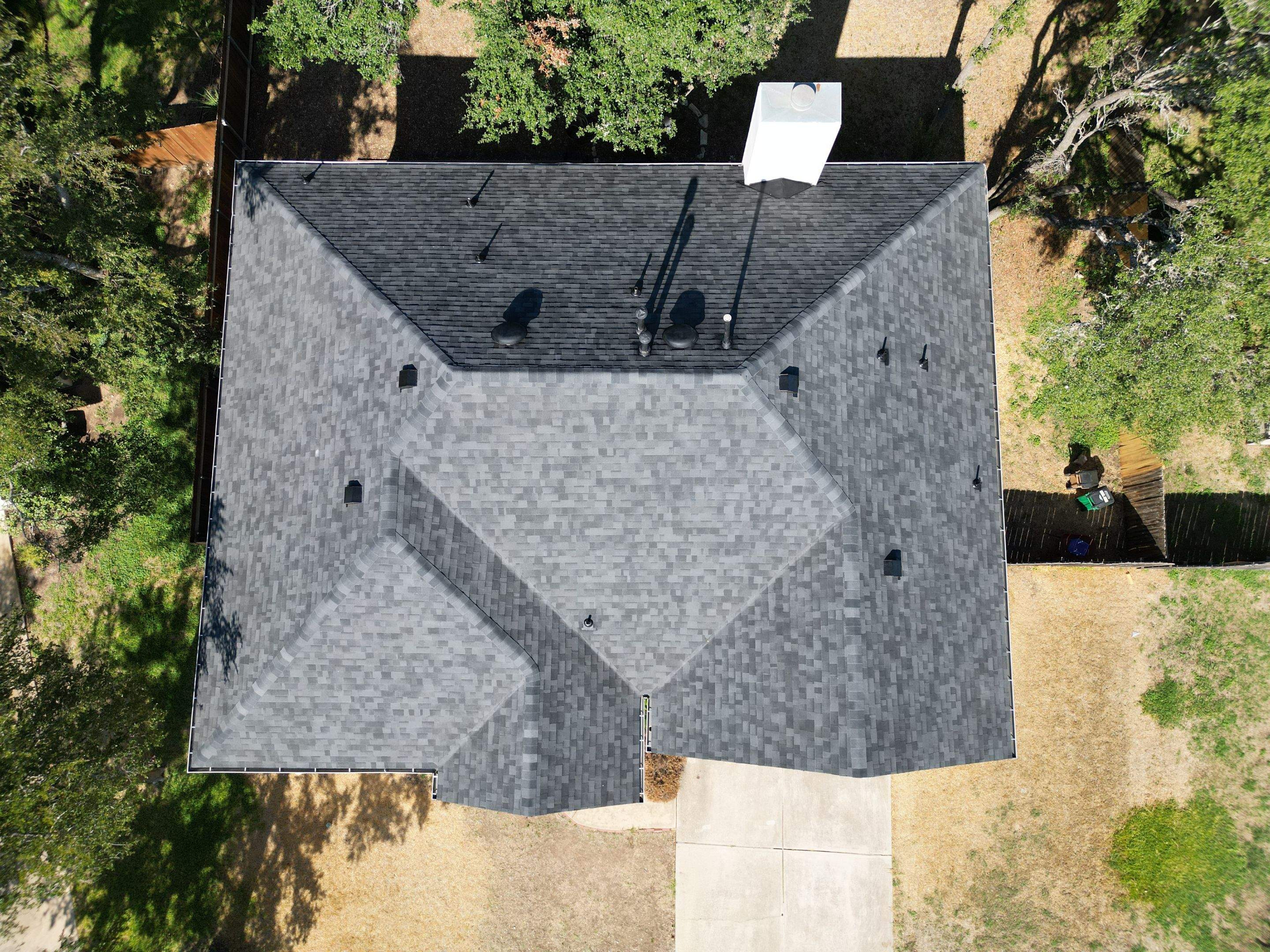 Midnight Black - Malarkey Vista by RoofsOnly.com