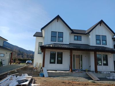 Residential Roofing Installation using OC Oakridge shingles with prolok accent roofs