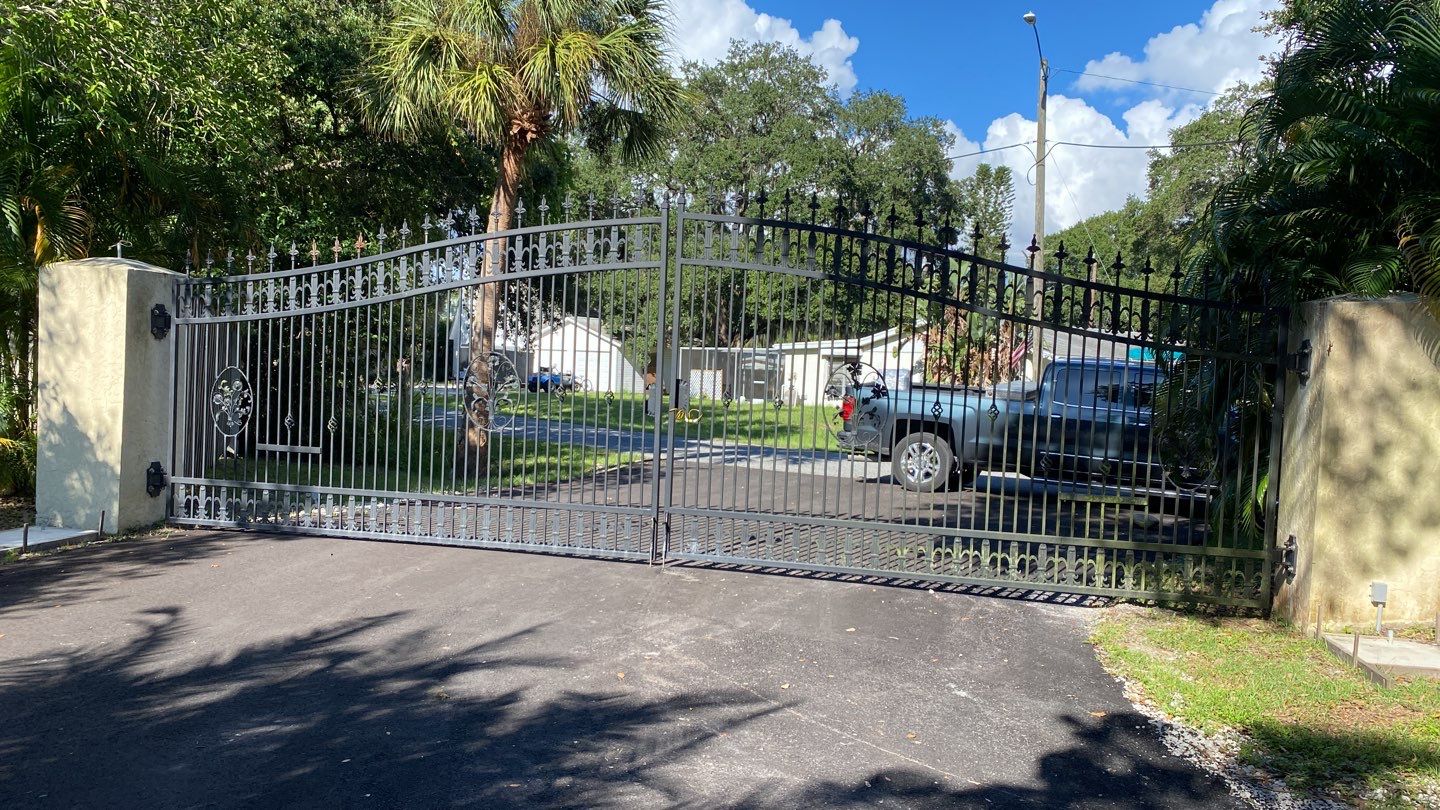 Bradenton, FL Gate Operator Installation using Liftmaster Gate Operator by Asap fence and gates, LLC