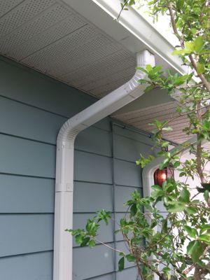 White 6-Inch Gutters and Leaf Guard Installation in Fort Myers FL