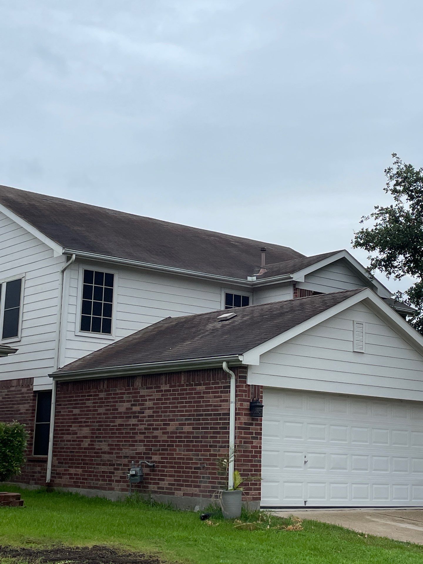 Residential Roofing Repair using Owen's Corning Duration (Lifetime) Shingles by Roof Repair Company
