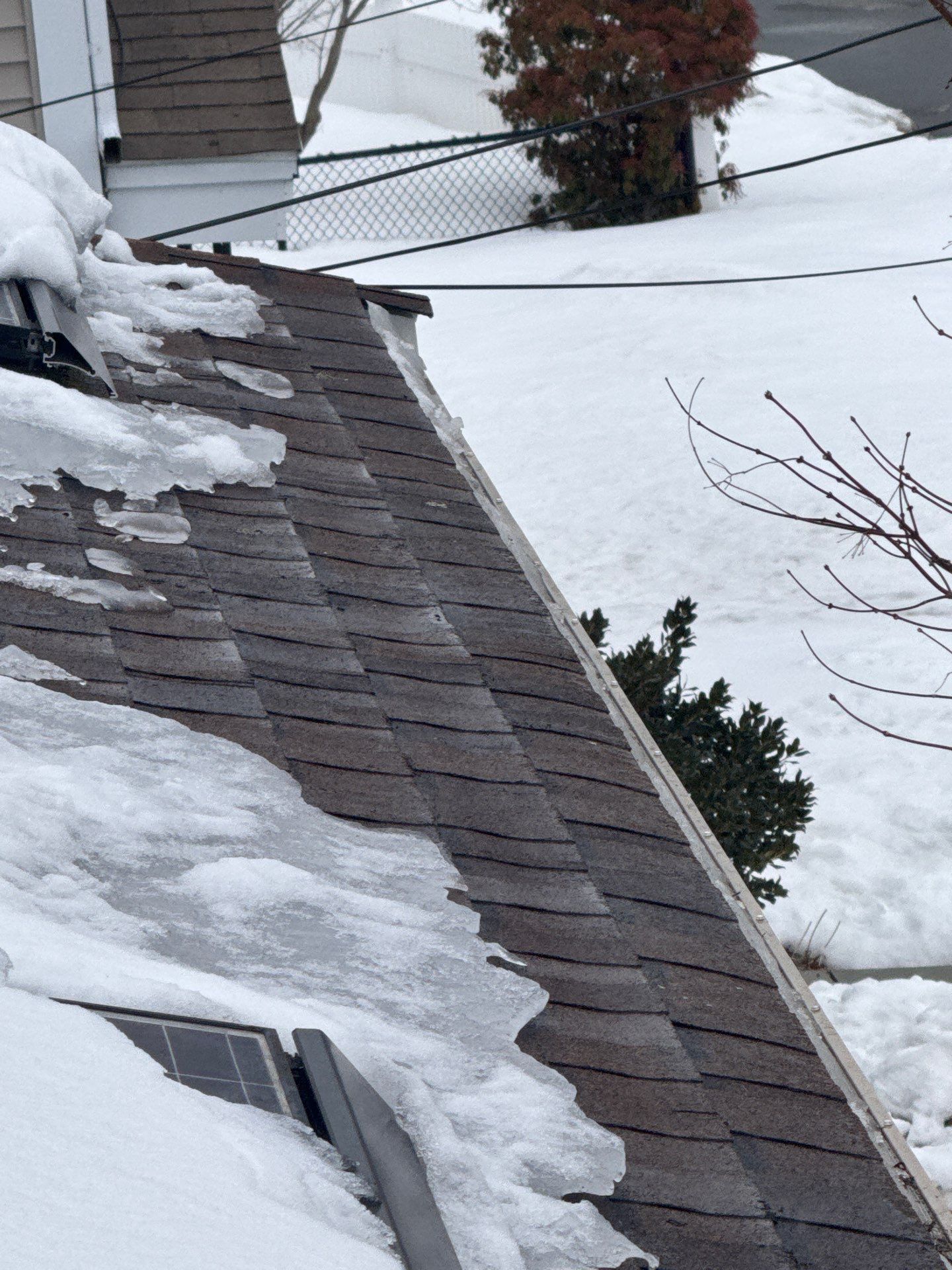 Ice Dam Removal & Snow Removal in Woburn, MA by Mighty Dog Roofing of Greater Middlesex County