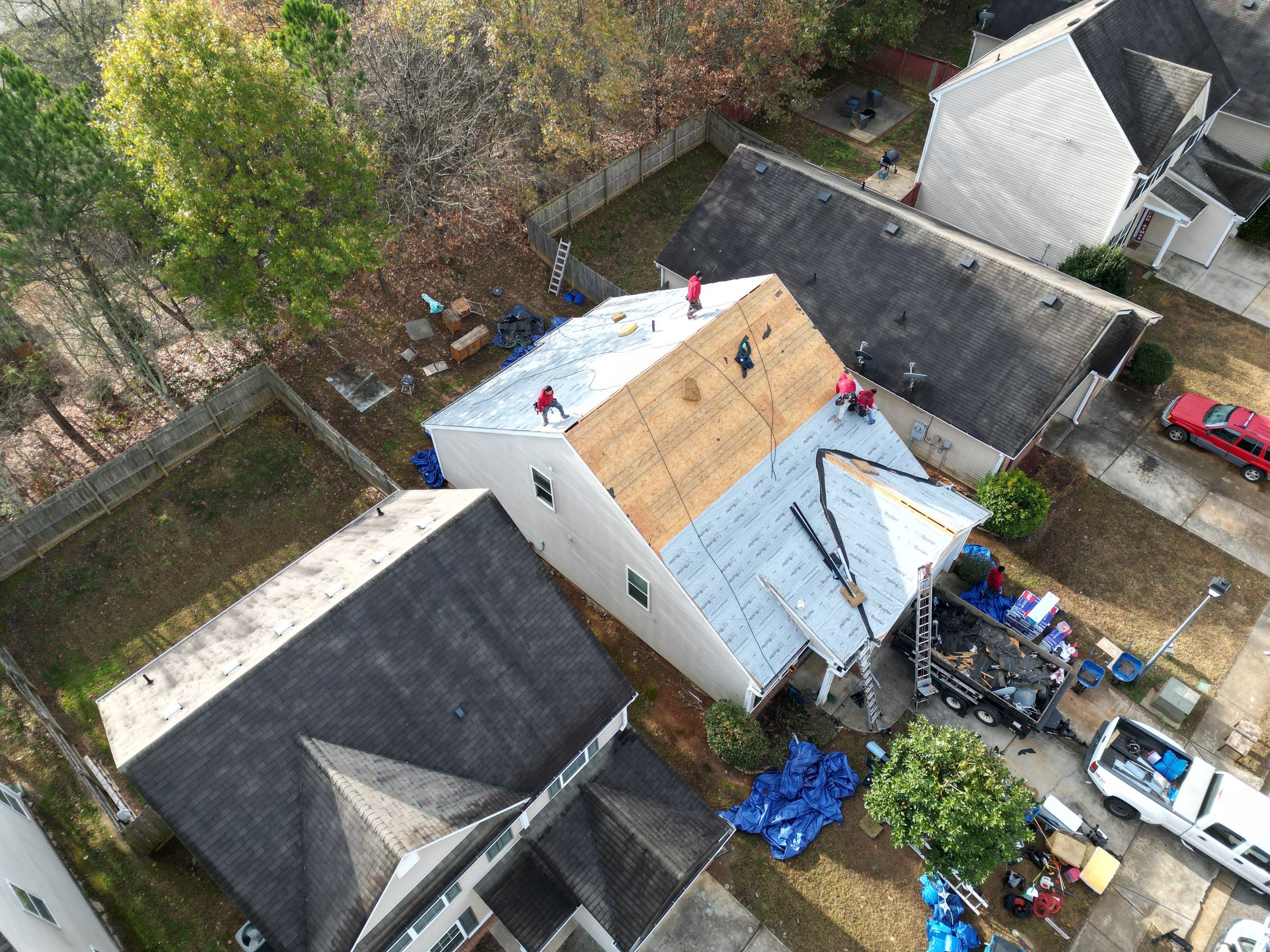 Wind Damage by Deerfield Roofing LLC