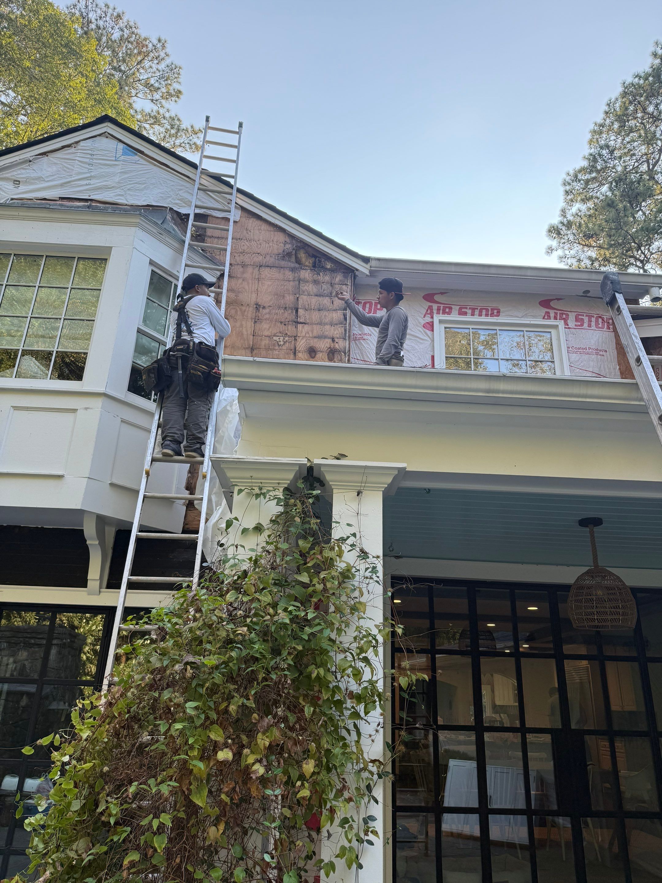 Siding Installation using James Hardie Color Plus Lap Siding by Nelson Exteriors
