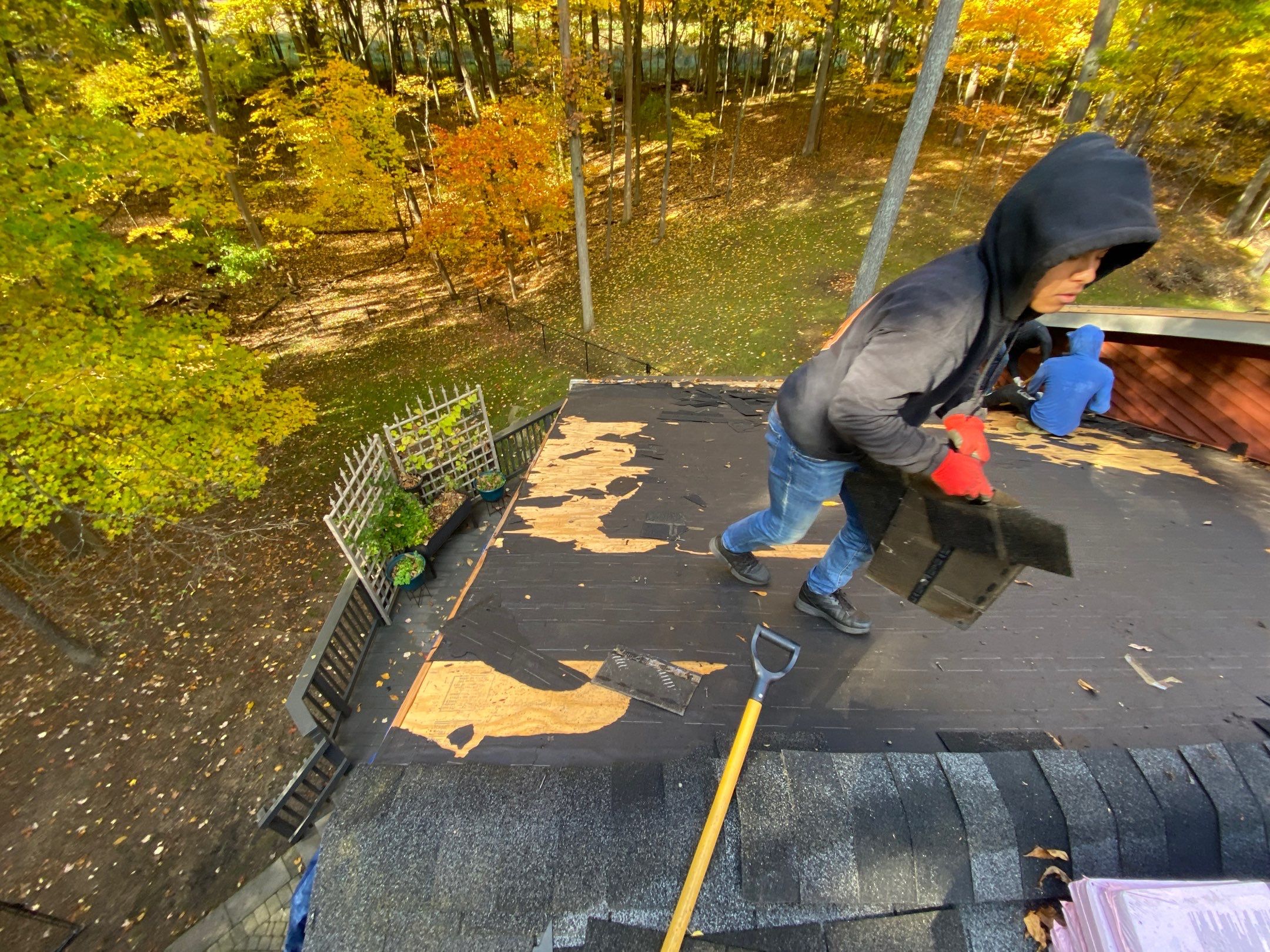 Roof Replacement using Owens Corning by 180 Contractors