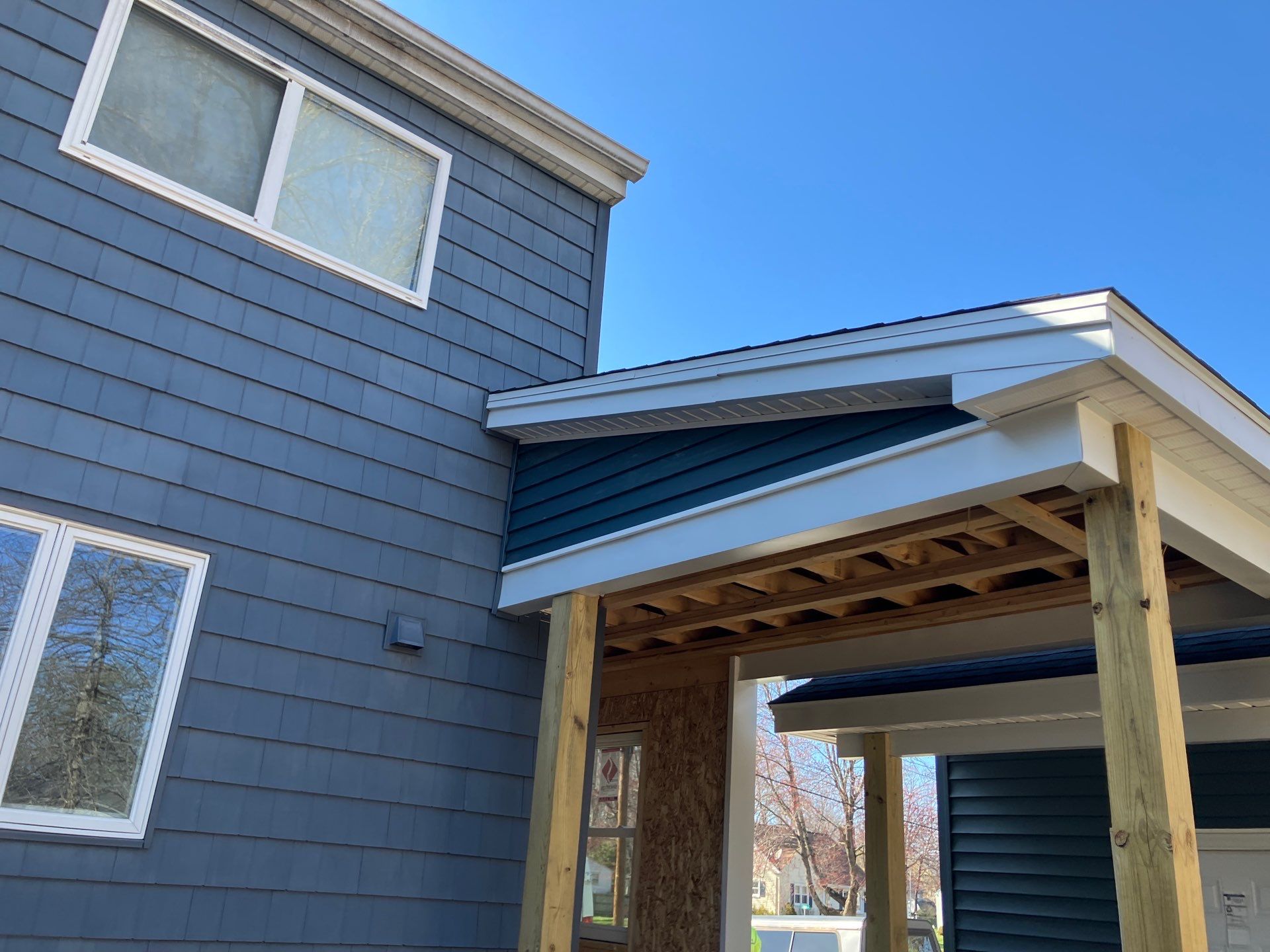 Addition: Garage by Ace Carpentry LLC 