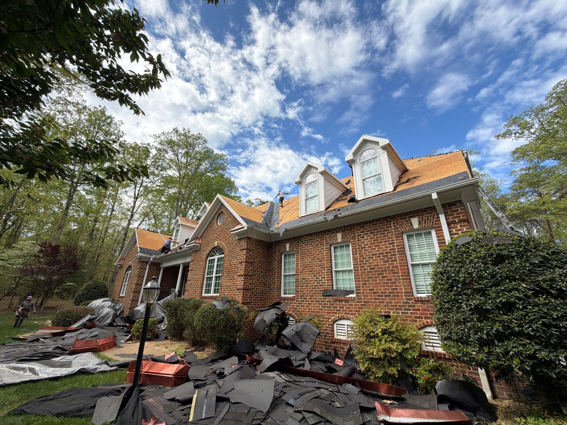 Comprehensive Roof and Gutter Replacement After Tree Damage in Midlothian by Cade Construction