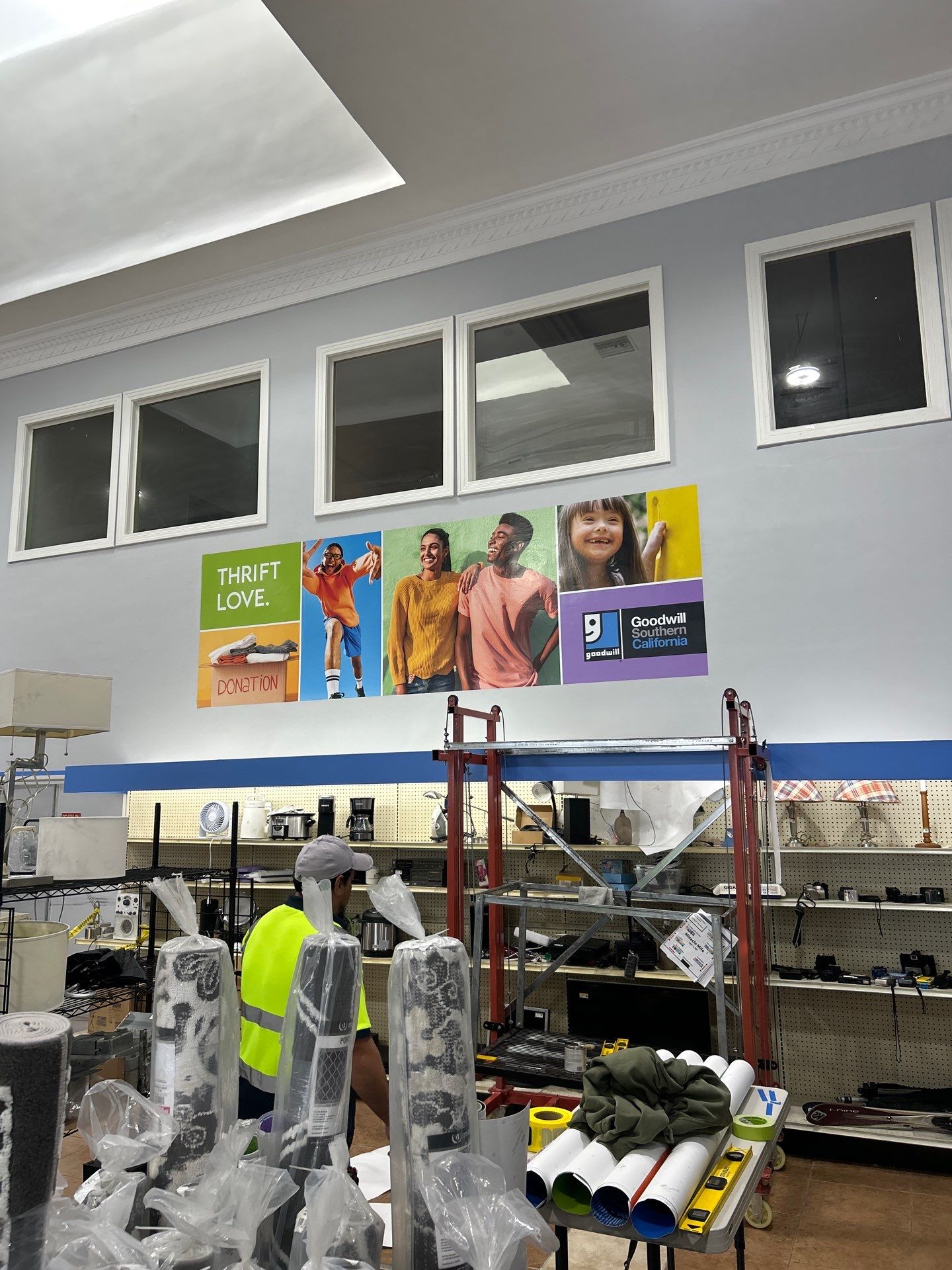 Project in Los Angeles by Golden State Signs