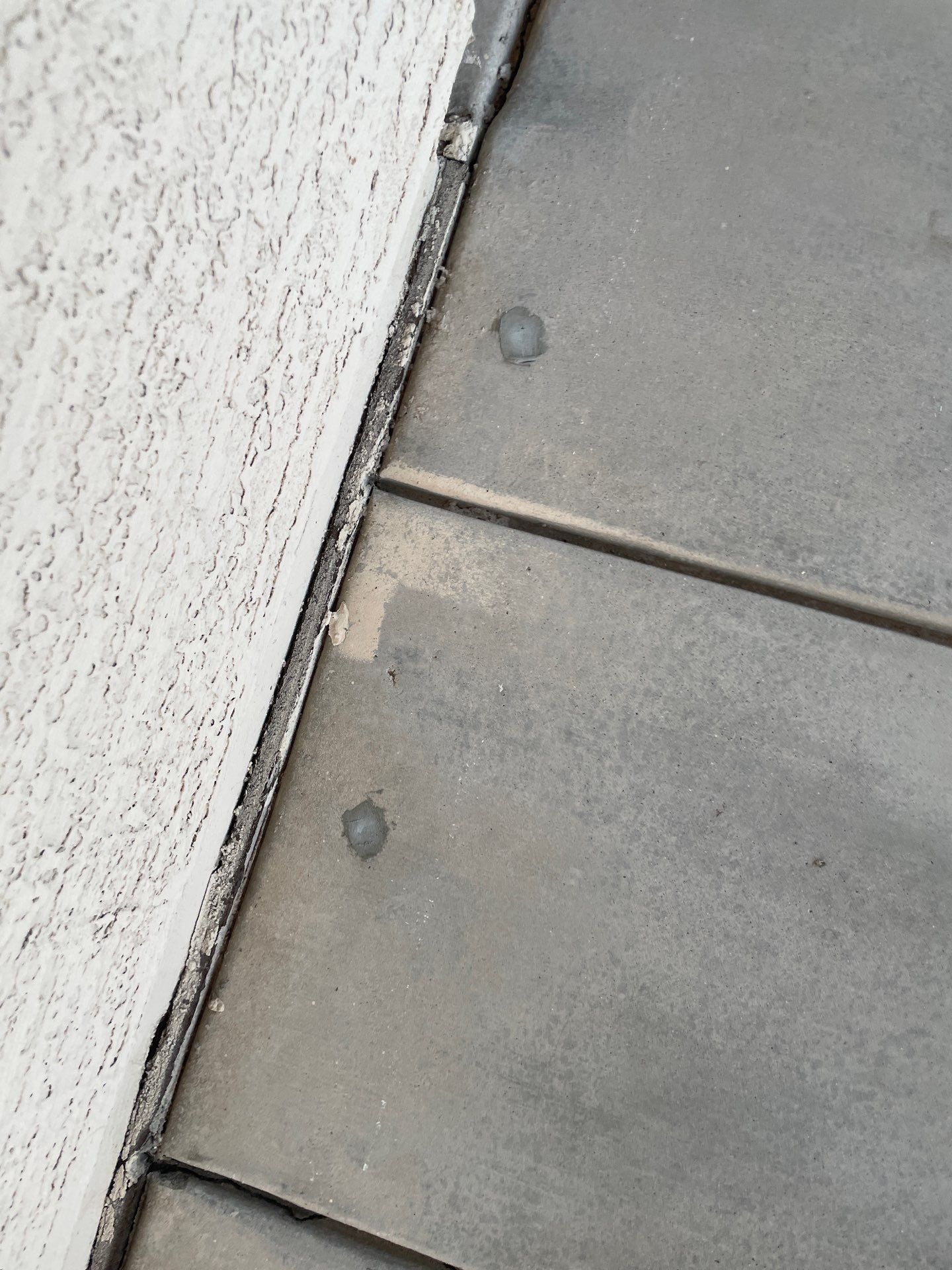 Hamilton - A Gorgeous Home Exterior Makeover in Phoenix, AZ with Dunn Edwards Paints by Double G Painting Contractors, LLC