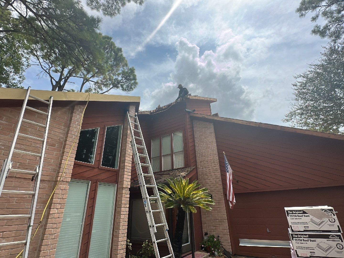 Residential Roofing Installation using Owen's Corning Duration (Lifetime) Shingles by Roof Repair Company