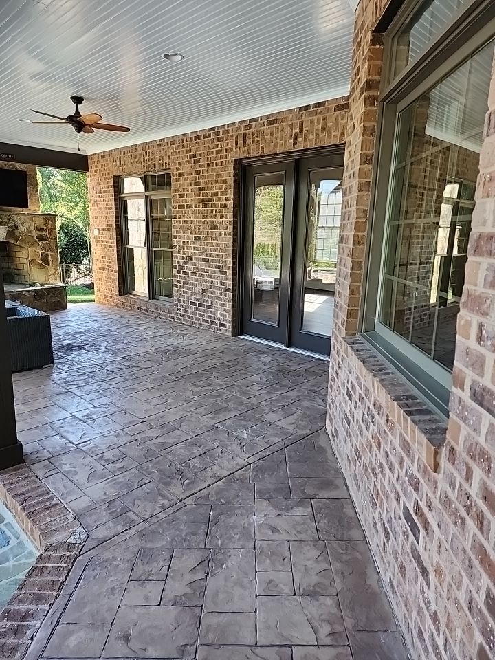 House Wash using cleaner by Power Wash Masters LLC