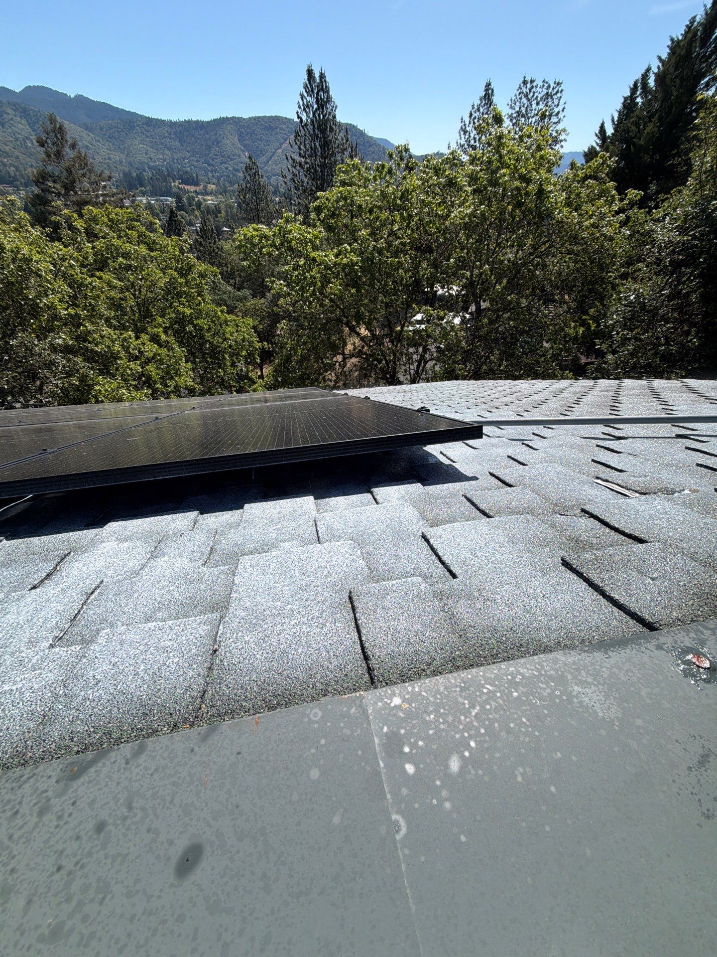 Project in Grants Pass by Roof Maxx of Grants Pass
