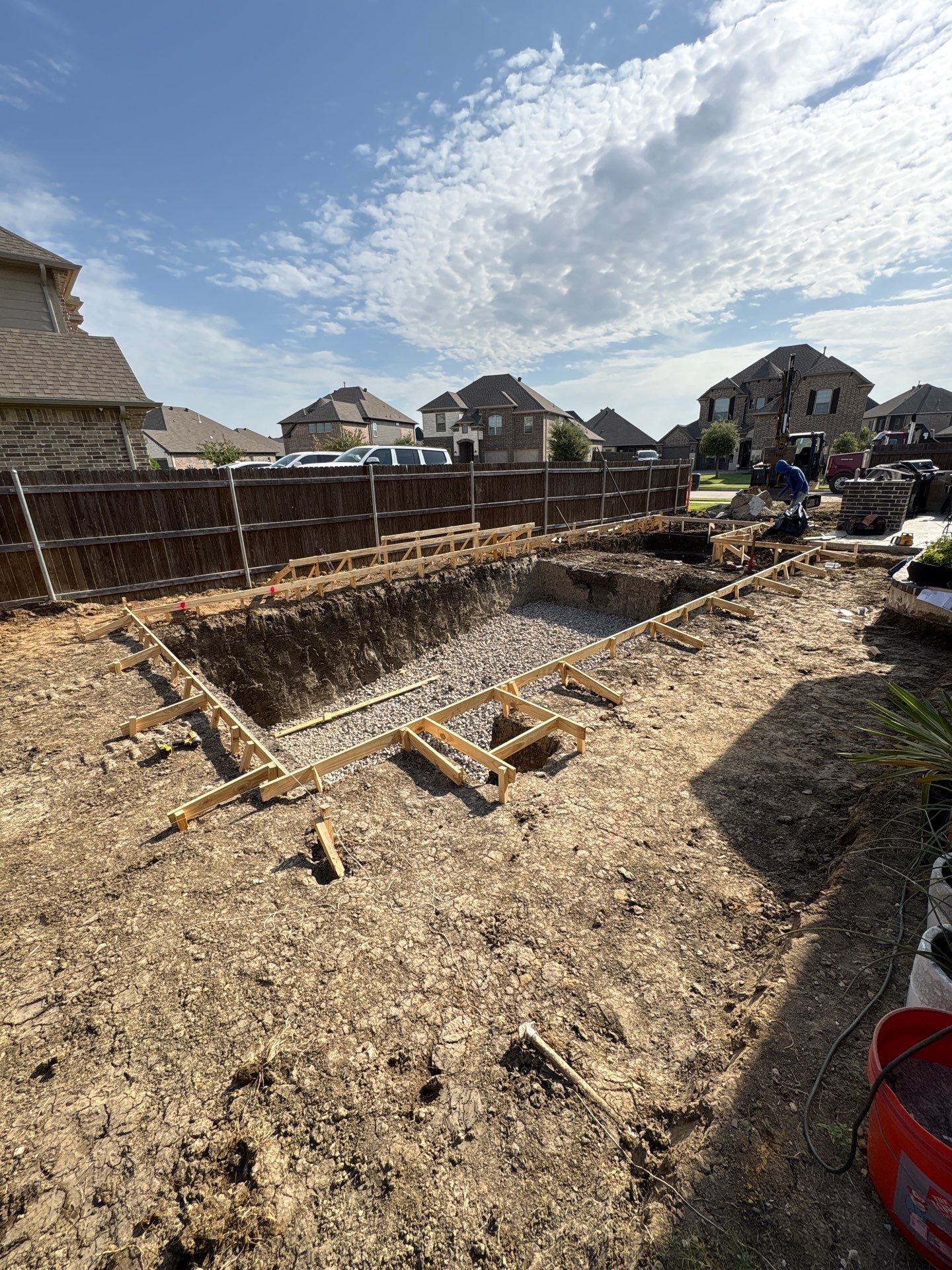 Geometric Pool with Tanning Ledge by Pinnacle Pools and Spas - DFW