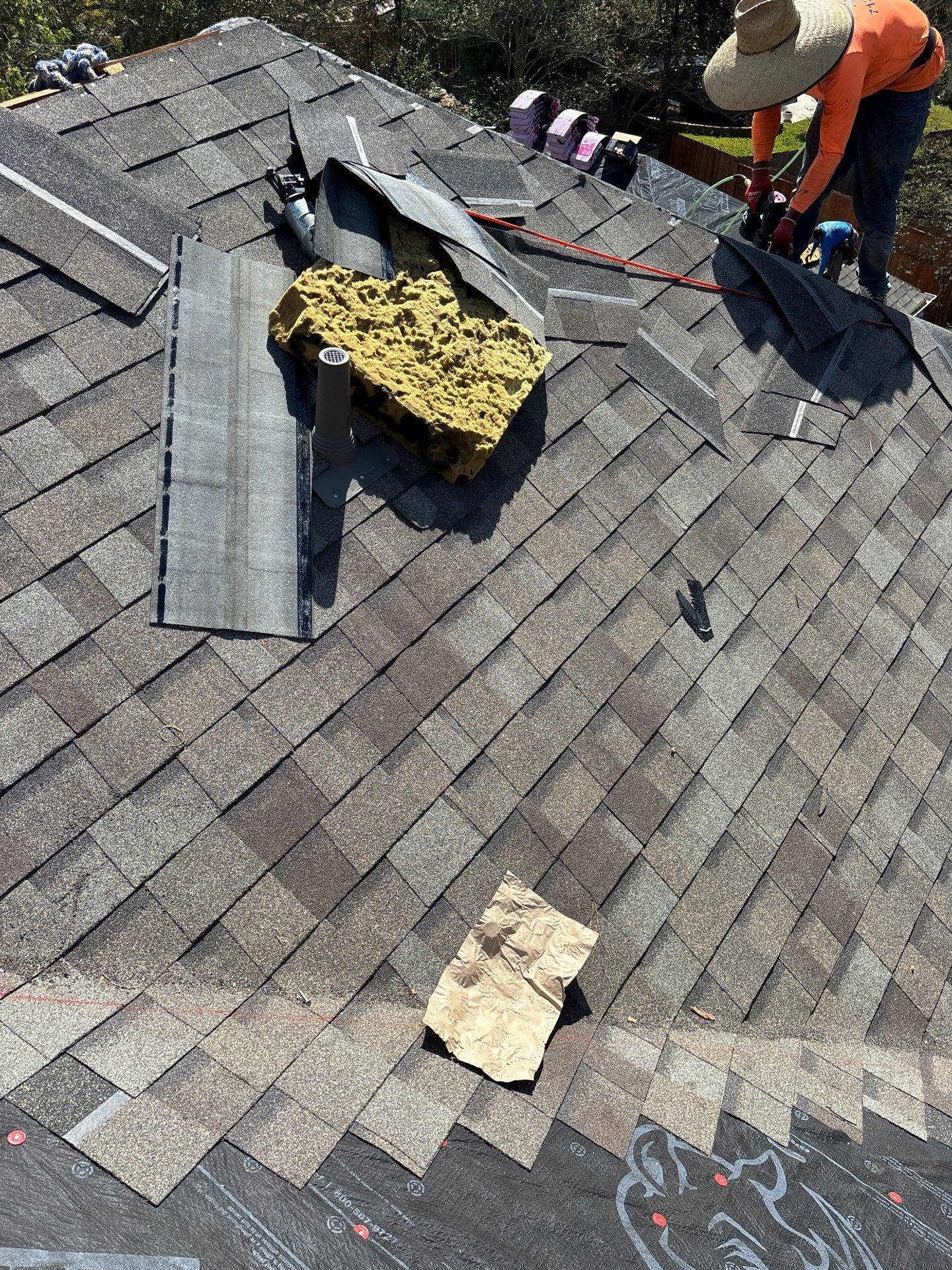 Residential Roofing Installation using Owen's Corning Duration (Lifetime) Shingles by Roof Repair Company