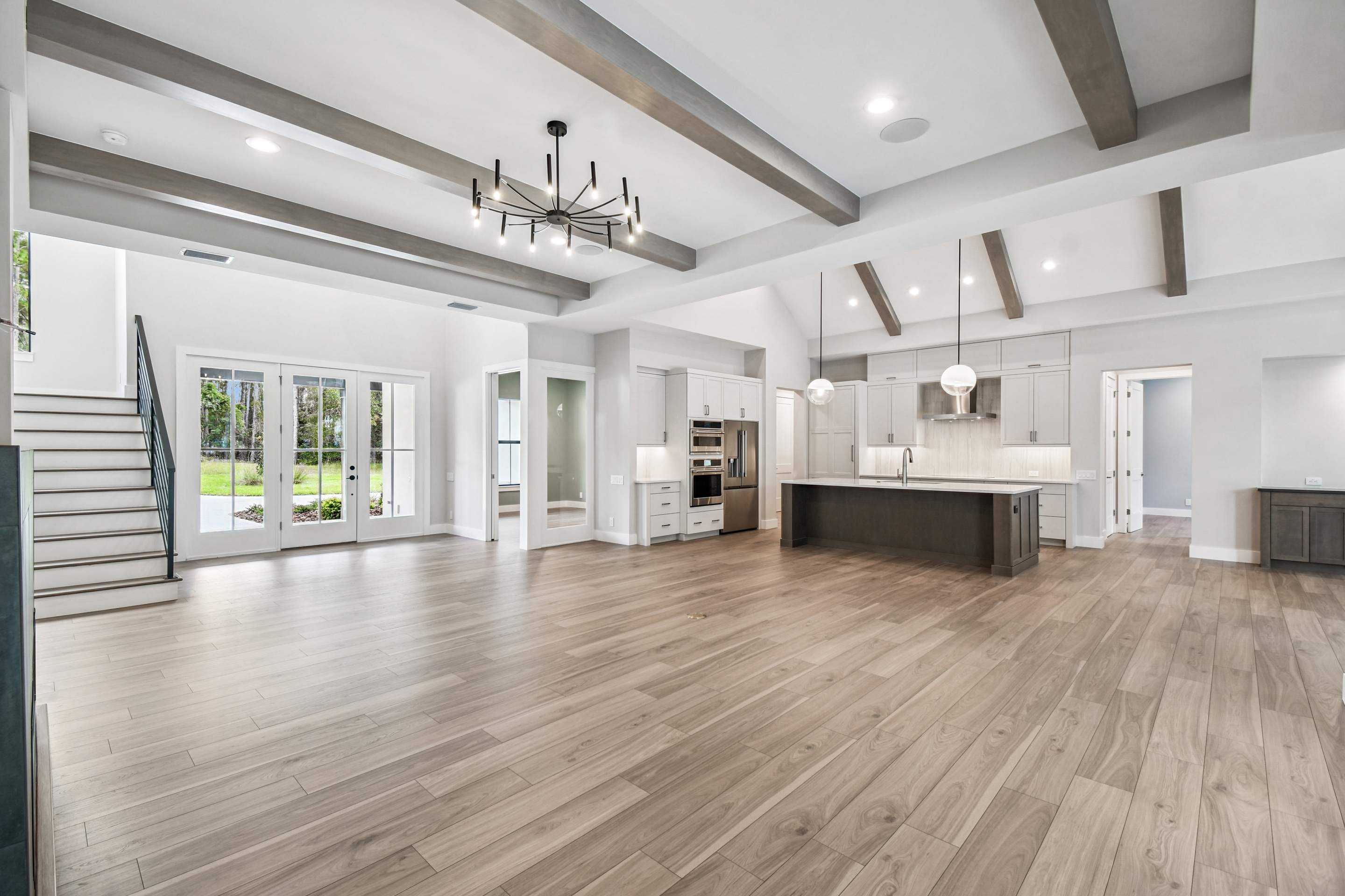Custom Obsidian by Lyons Heritage Tampa, LLC
