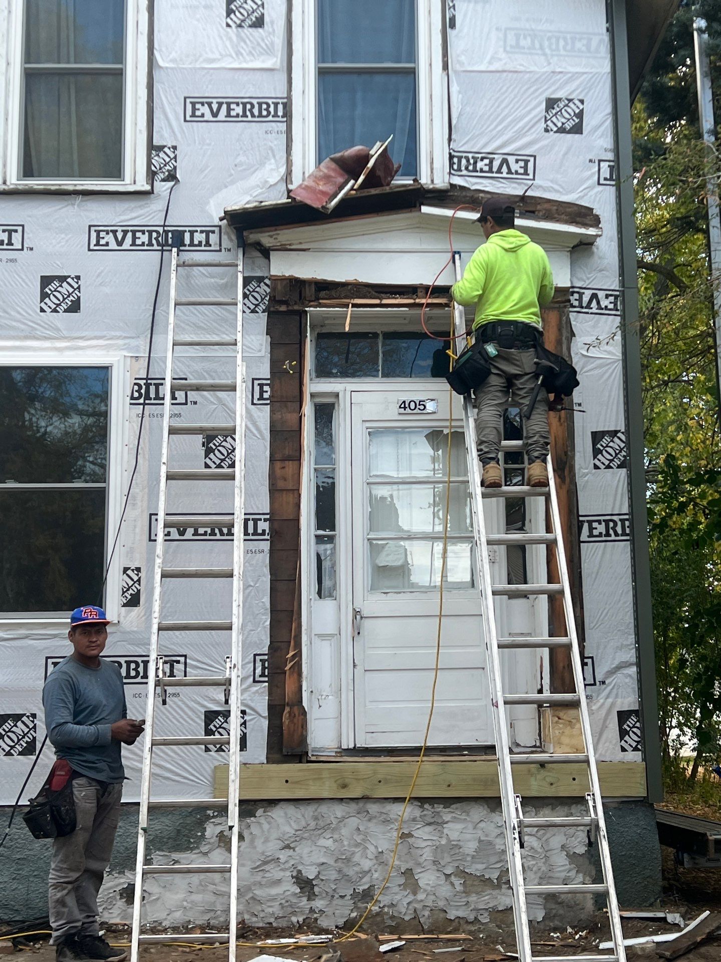 FULL HOME SIDING MAKEOVER SHEBOYGAN  by Gellings Roofing & Siding