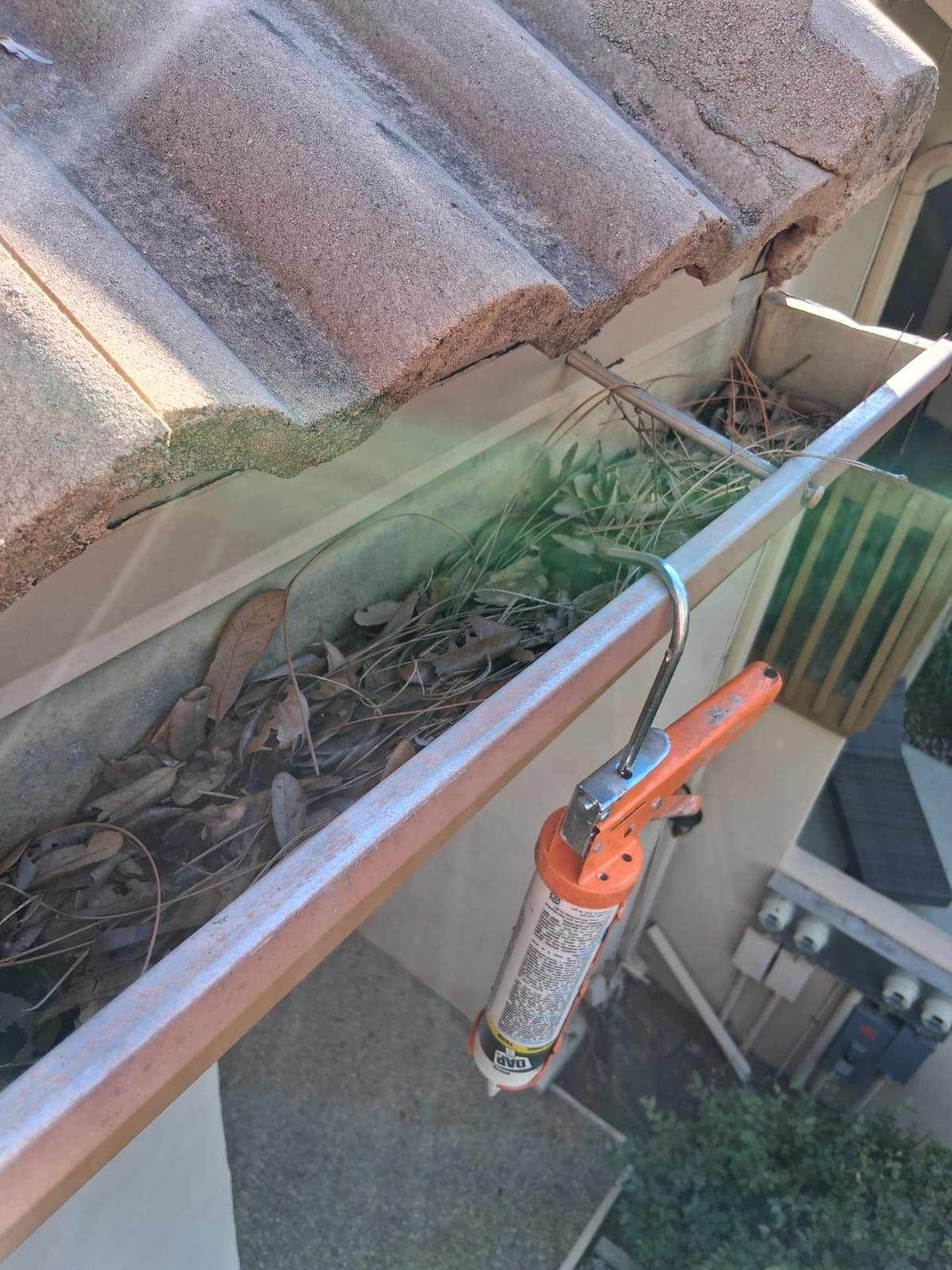 Gutter Cleaning Service in Sarasota FL by Gutter Professors