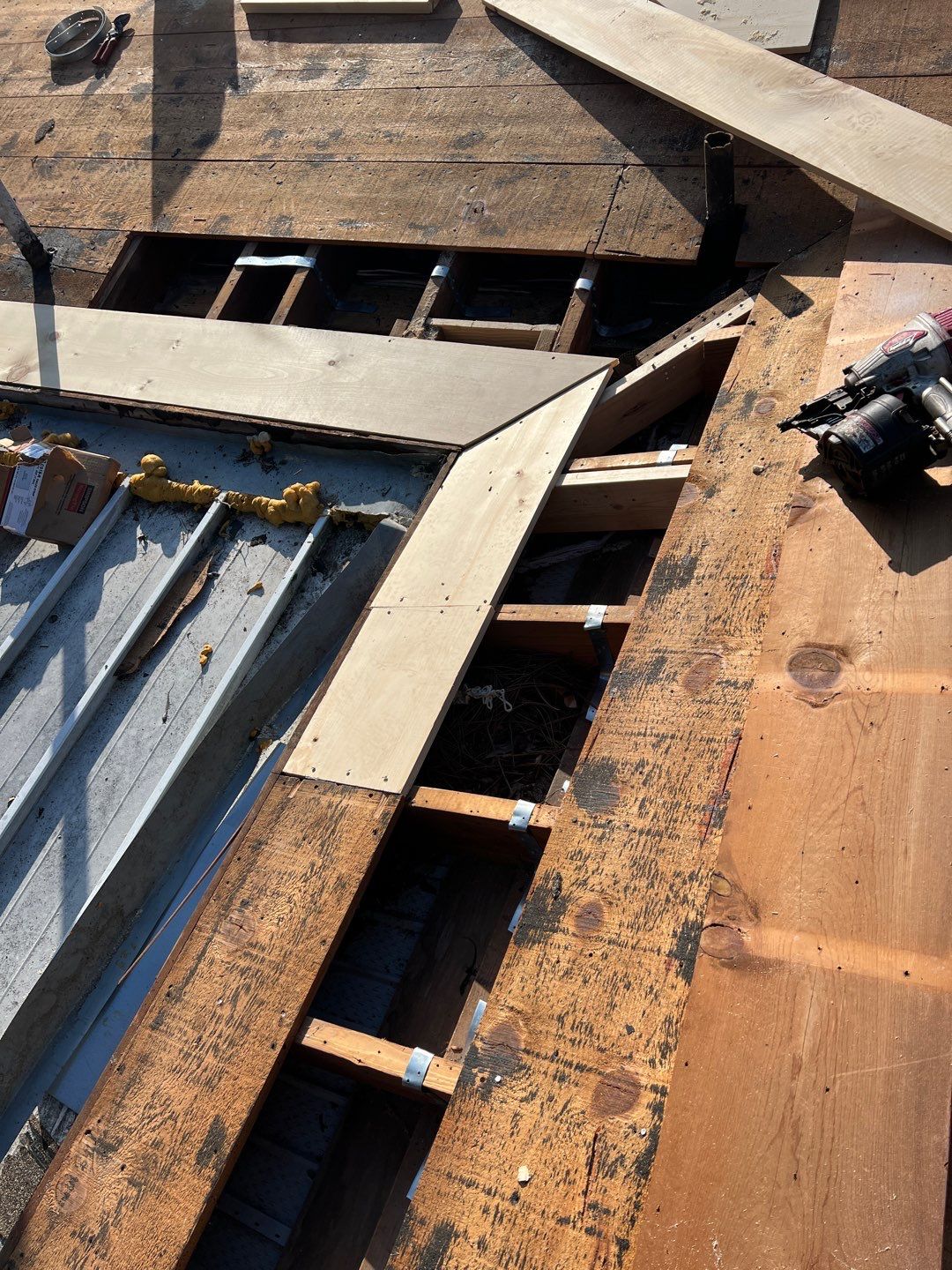 Project in St Pete 33712 by Mitchell Roofing Company LLC 
