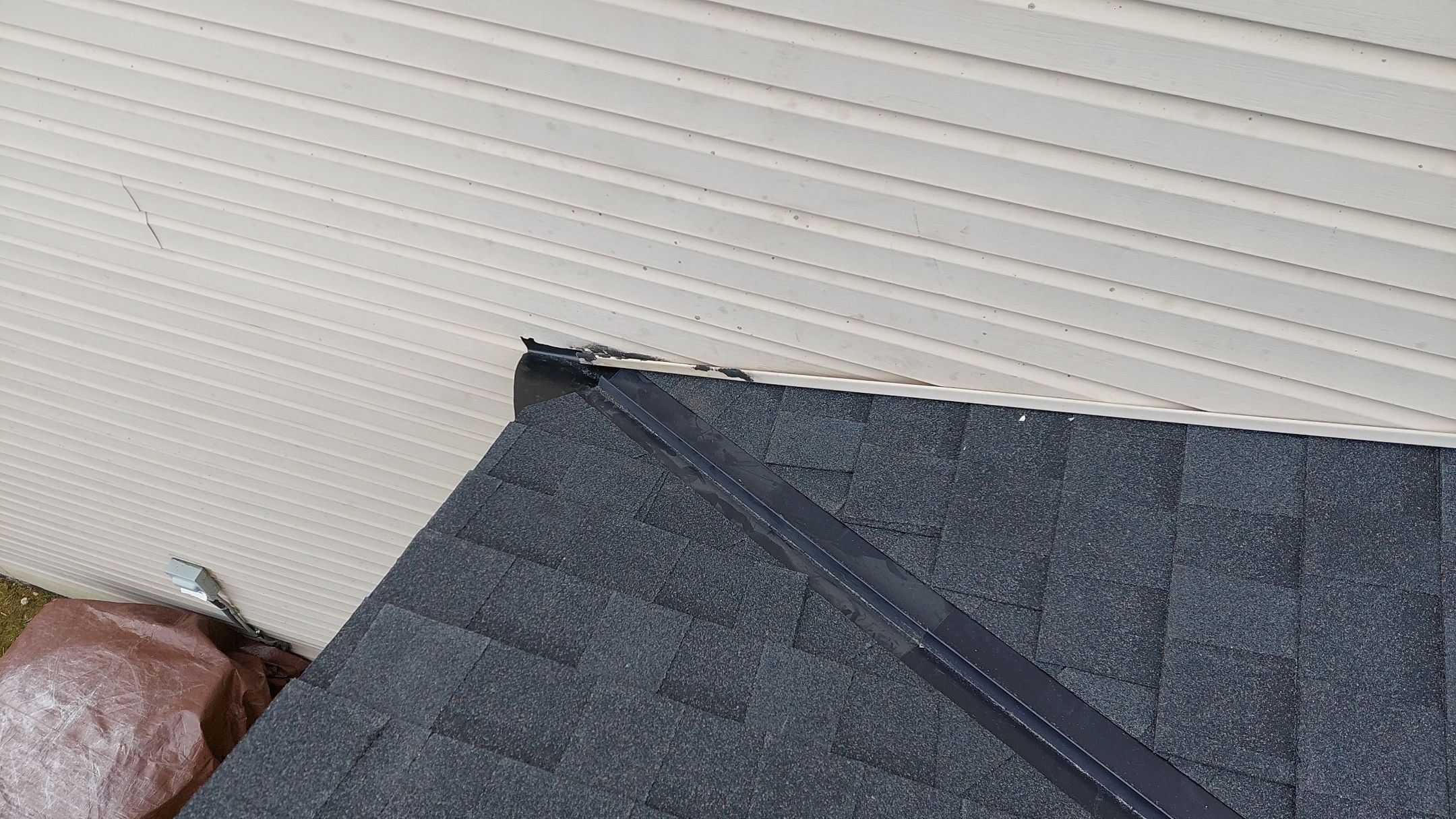 Atlas Black Shadow by Tamlin Roofing