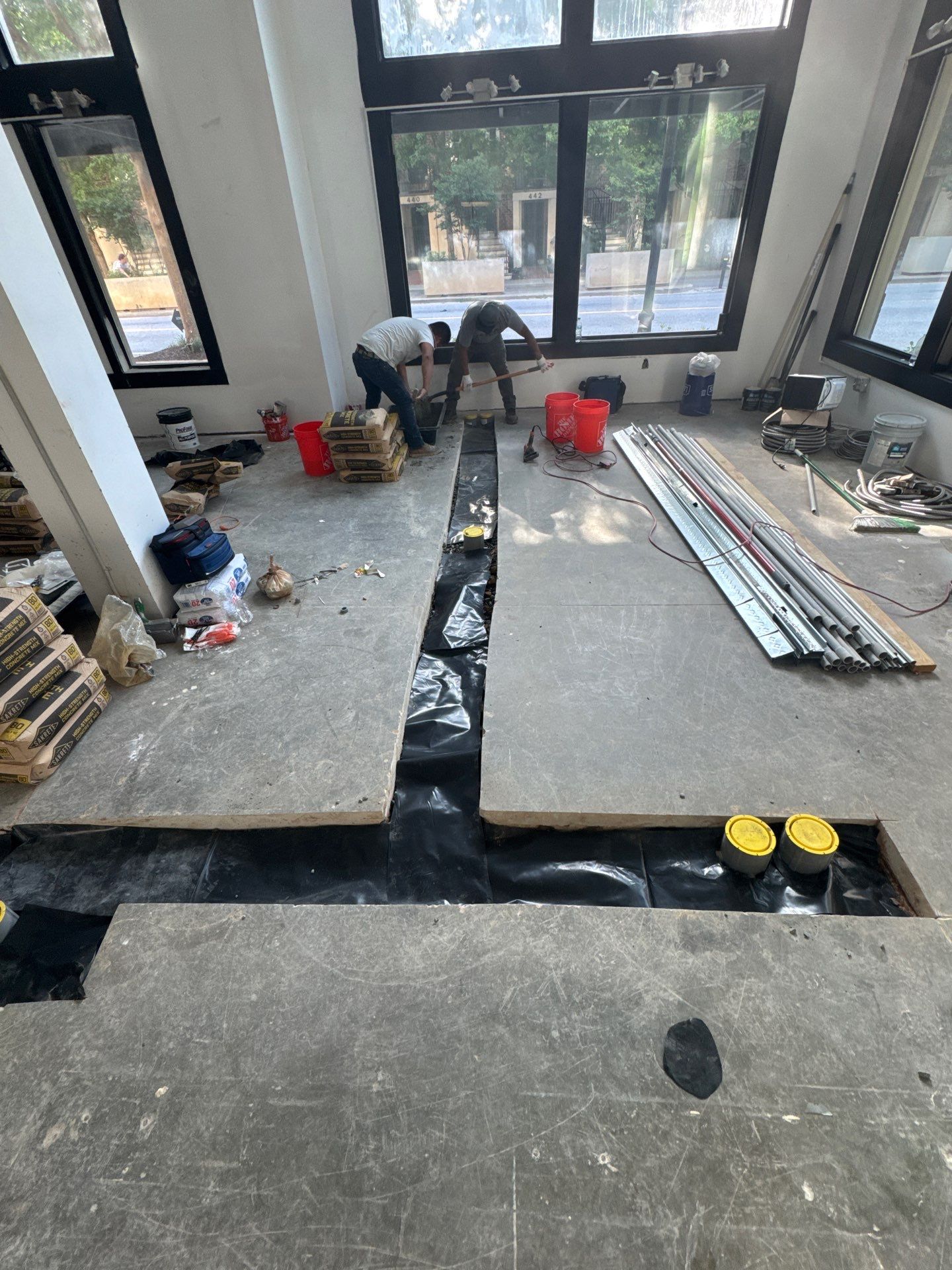Commercial Retail Build Out for Verizon Mobile in Atlanta by Mark Allan Contracting