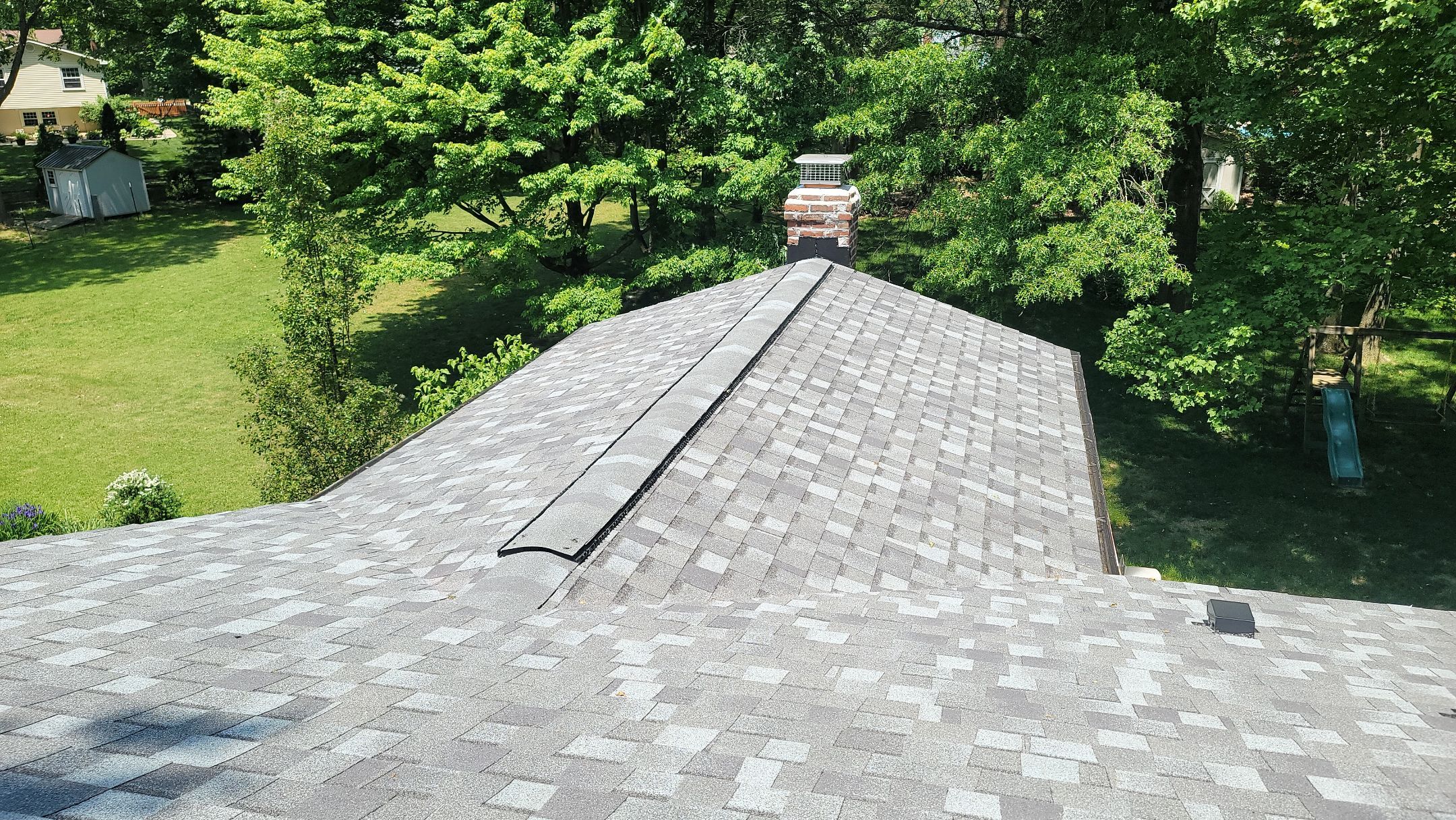 ATLAS PINNACLE COLOR: COASTAL GRANITE by Eagle Eye Roofing