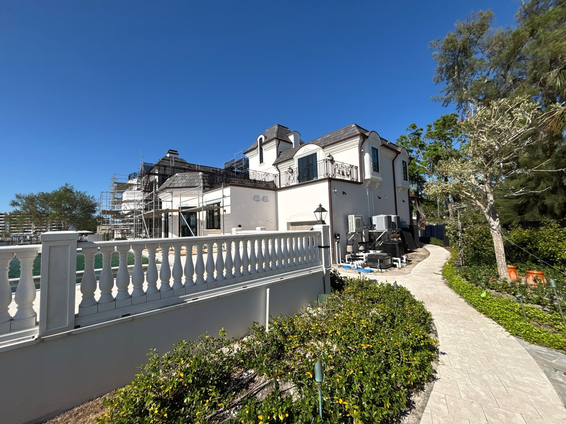 Gutter Installation using Half Round Seamless Gutters in Tampa FL by Gutter Professors