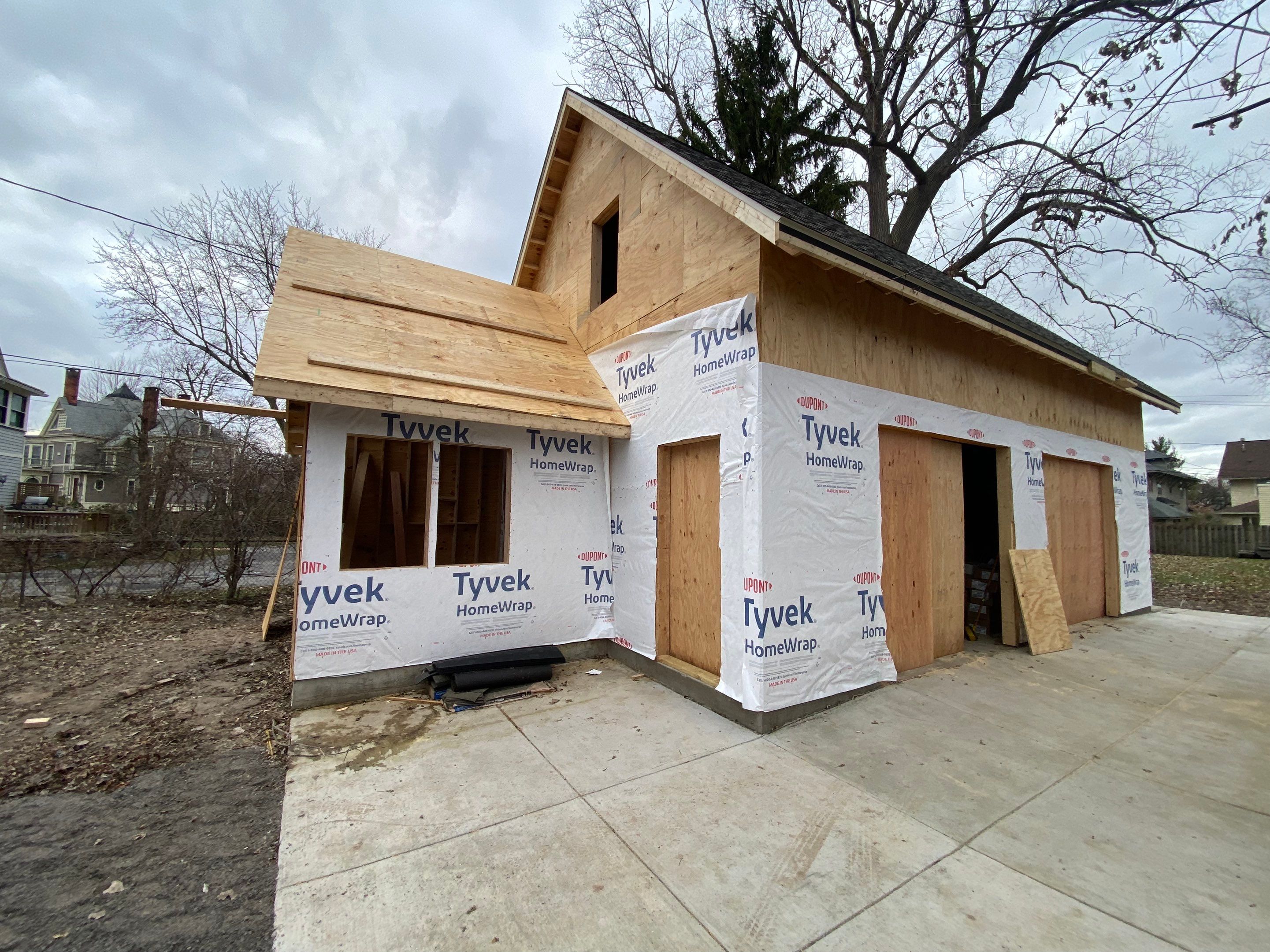 Garage by Ivy Lea Construction