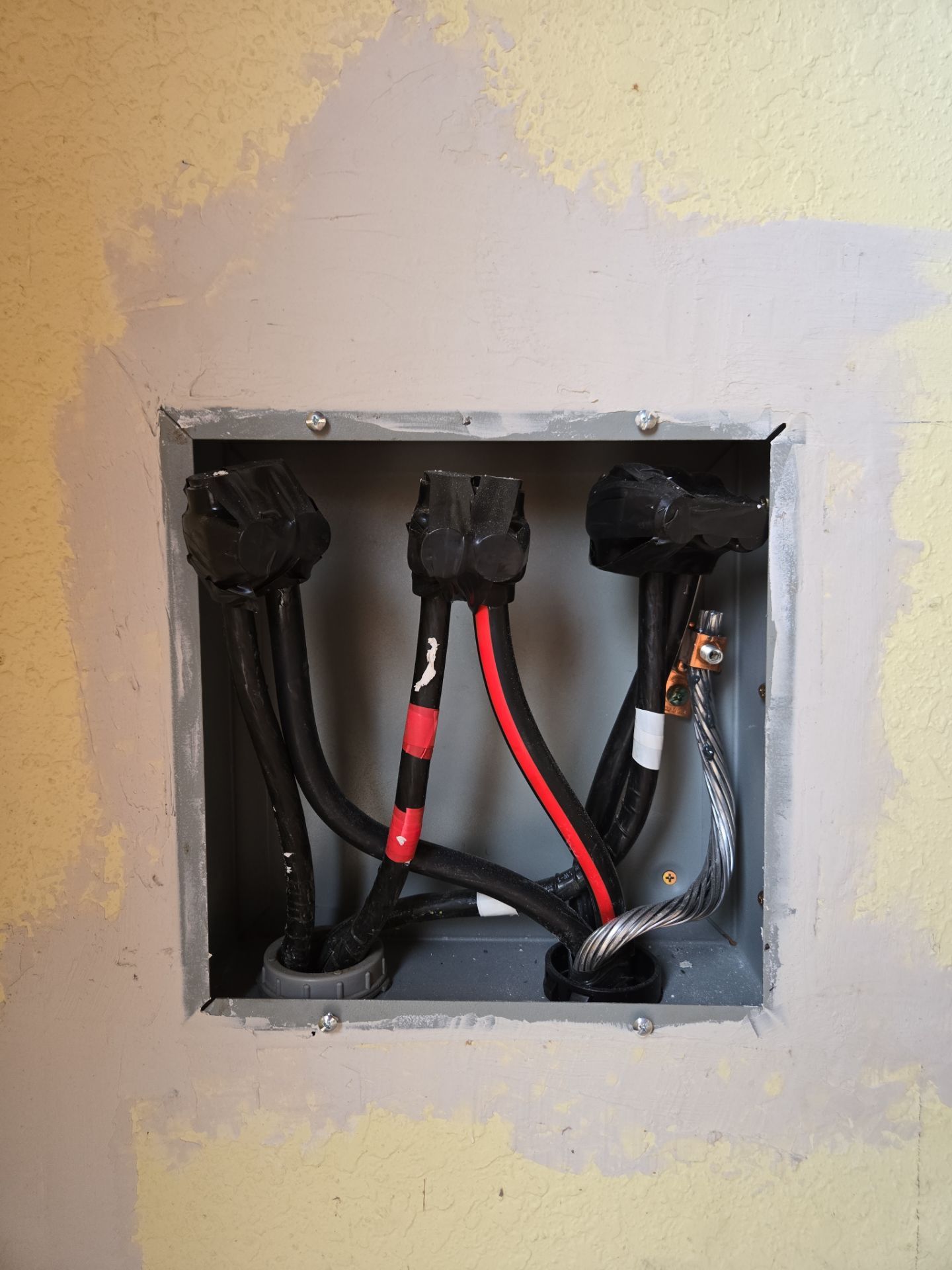 400a MPU by Peach Electric Inc