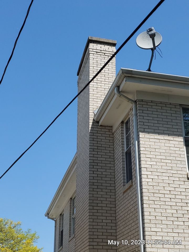 Lincolnwood, IL house washing, and patios by Northern Power Washing LLC.