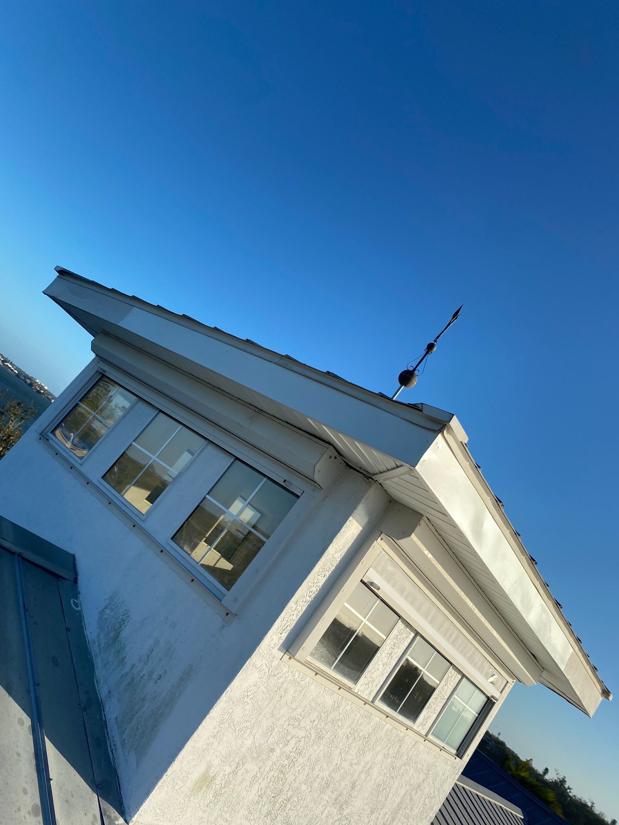 Seamless Gutter Installation for Beach Homes in Sarasota FL by Gutter Professors