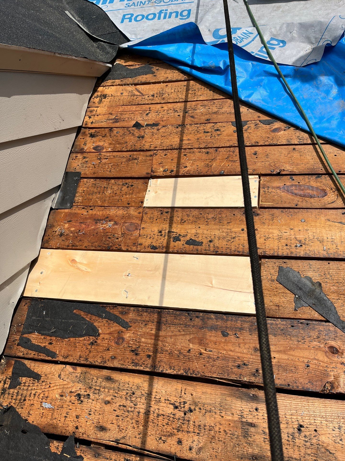 Falls Church: CertainTeed Landmark Pro Designer Shingles in Max Def Pewter by RM Banning, Inc.