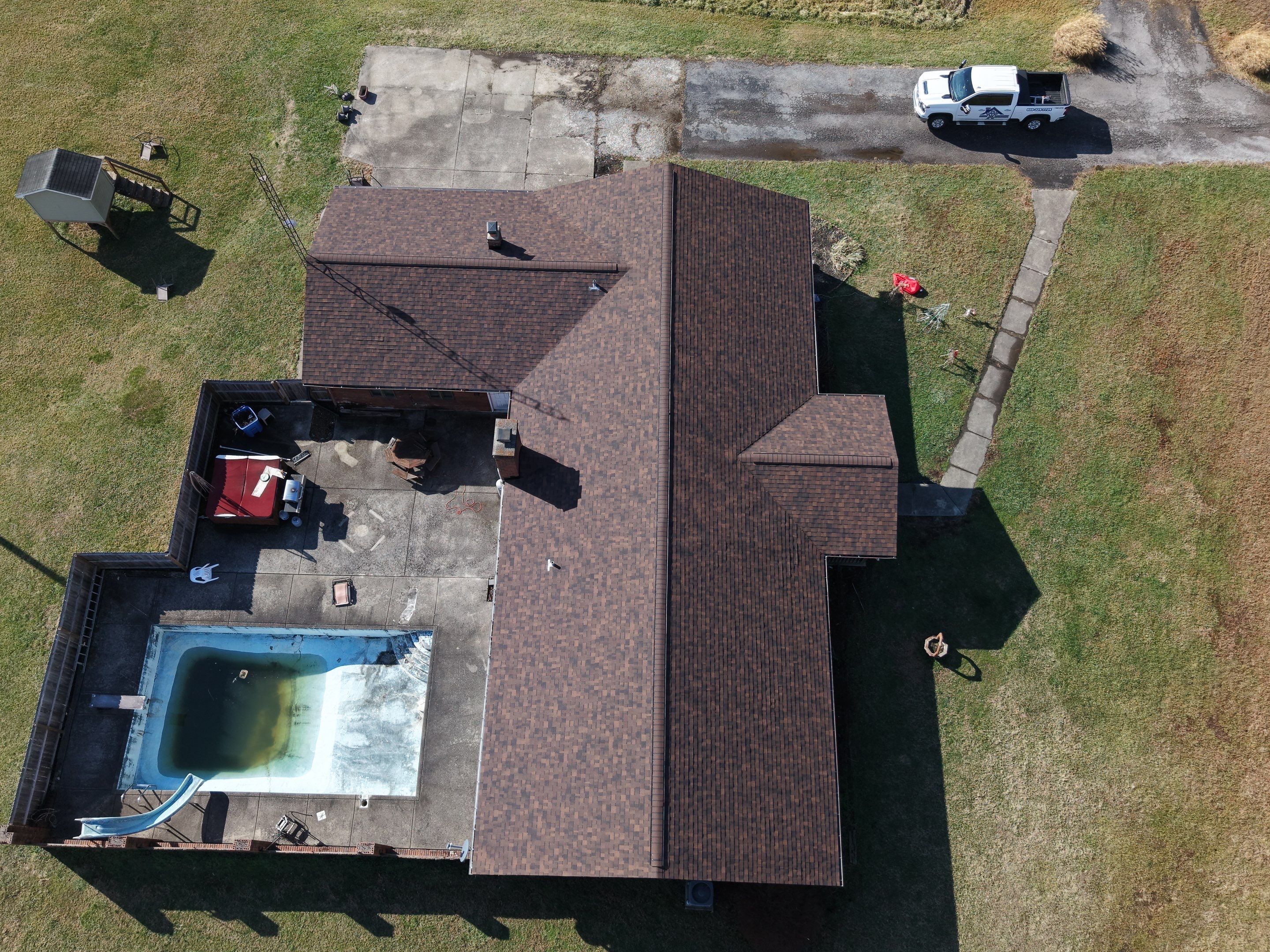 Owens Corning Duration - Brownwood by Stout Exteriors
