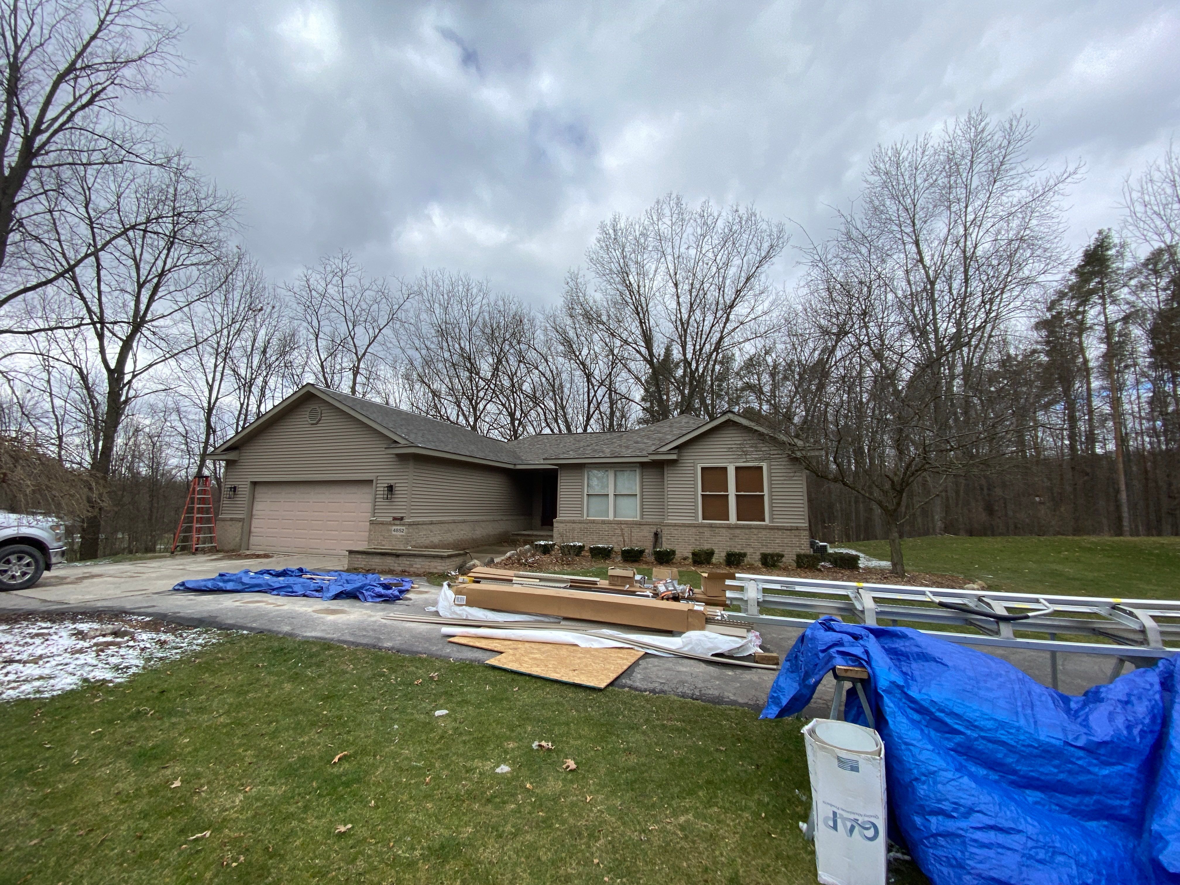 Siding Replacement using Certainteed Restoration Classic D4 by 180 Contractors