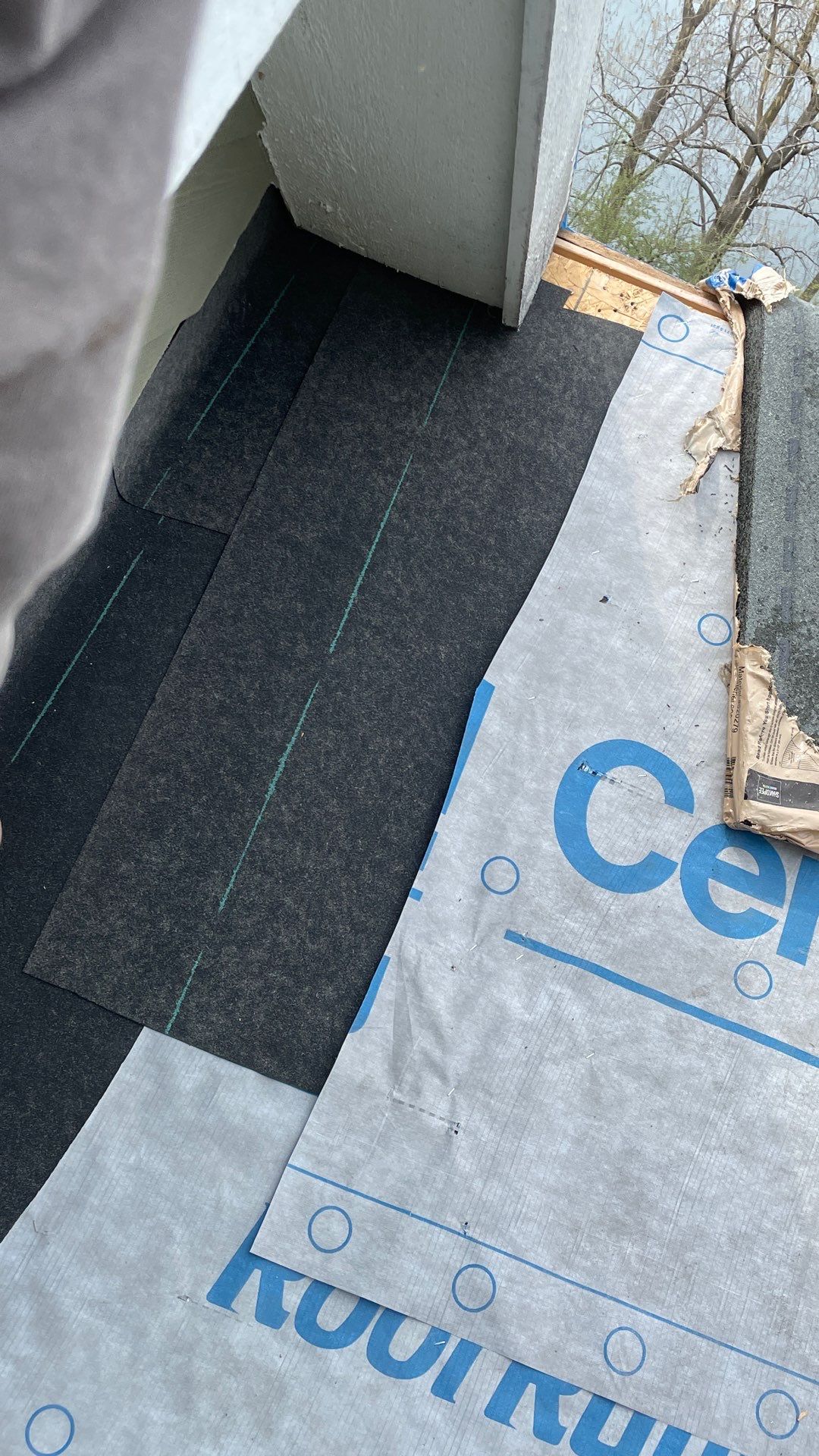 Roof Replacement using CertainTeed Landmark by 180 Contractors