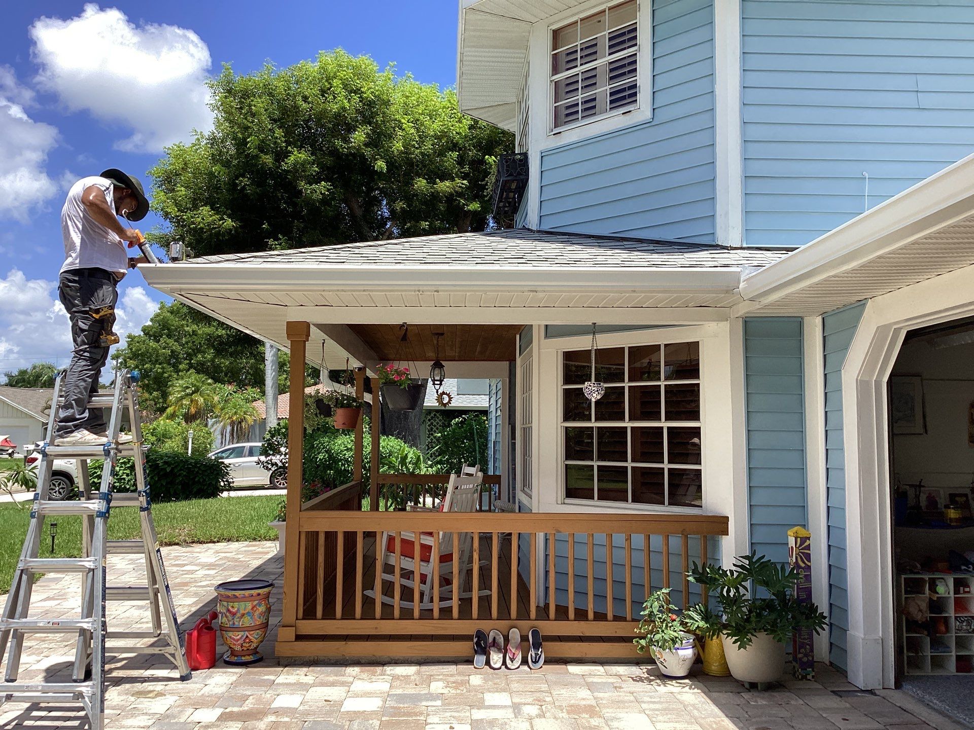 Splash Guard Gutters and 6-Inch Gutter installation in Fort Myers FL by Gutter Professors