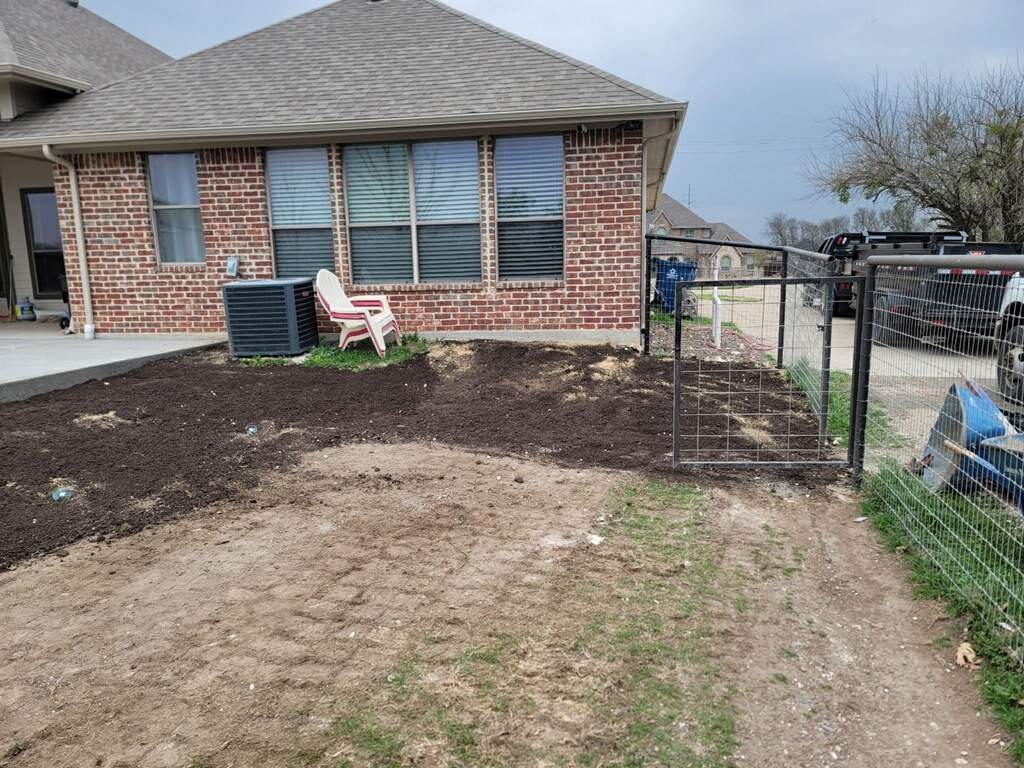 Geometric Pool with Stone Coping by Pinnacle Pools and Spas - DFW