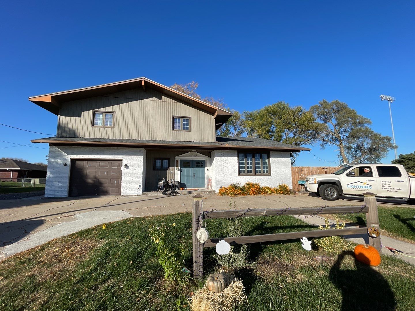 Exterior Painting using Sherwin Williams paint by Lightning Exteriors