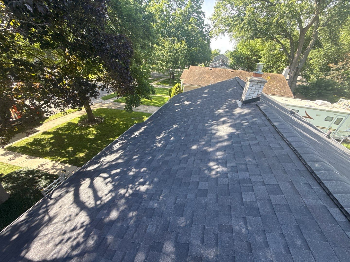 Roof Replacement using Owens Corning Tru Definitions by 180 Contractors