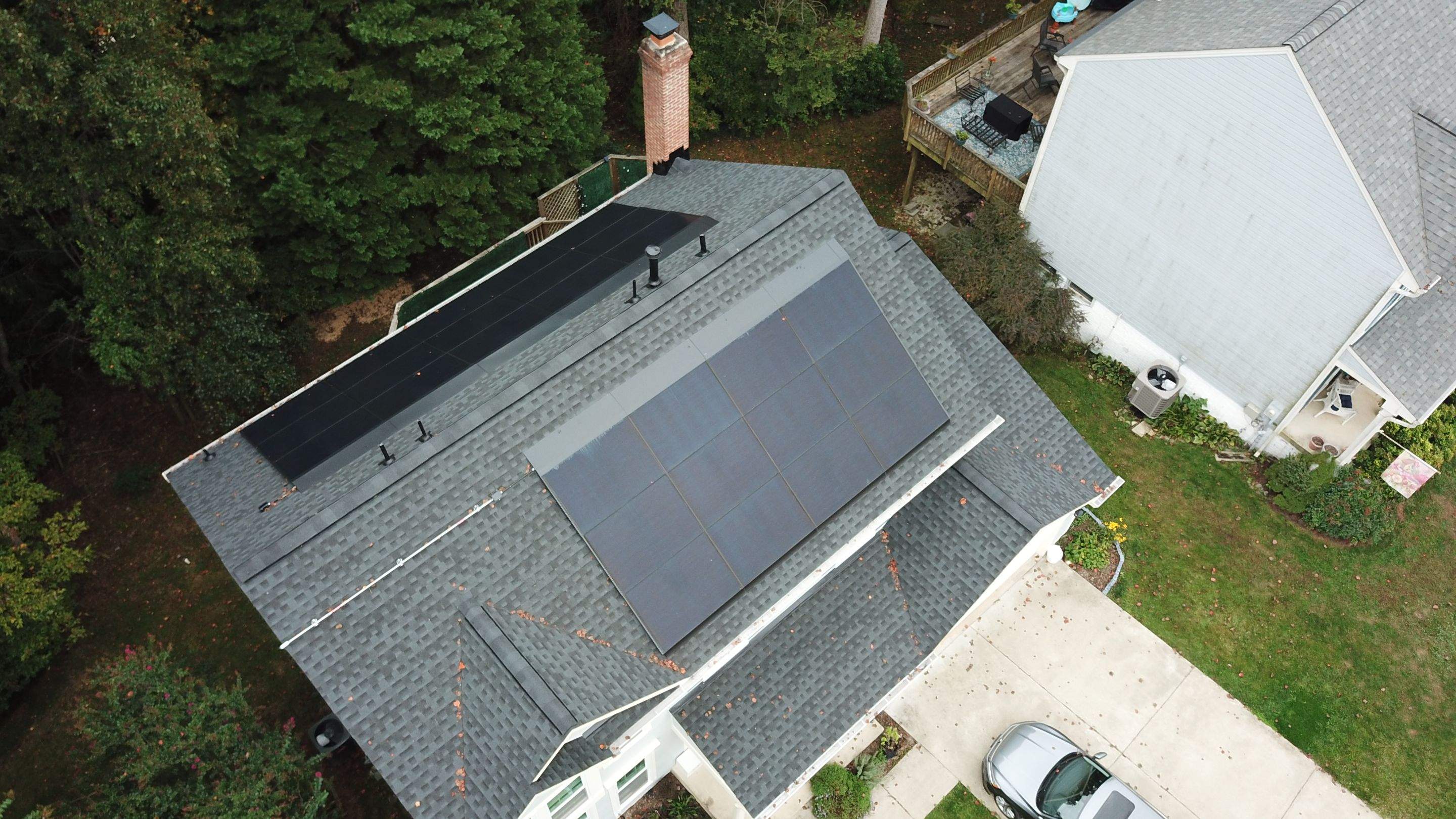 Exterior Home Makeover using GAF Timberline HDZ, GAF Decotech, and James Hardie Siding by American Home Contractors