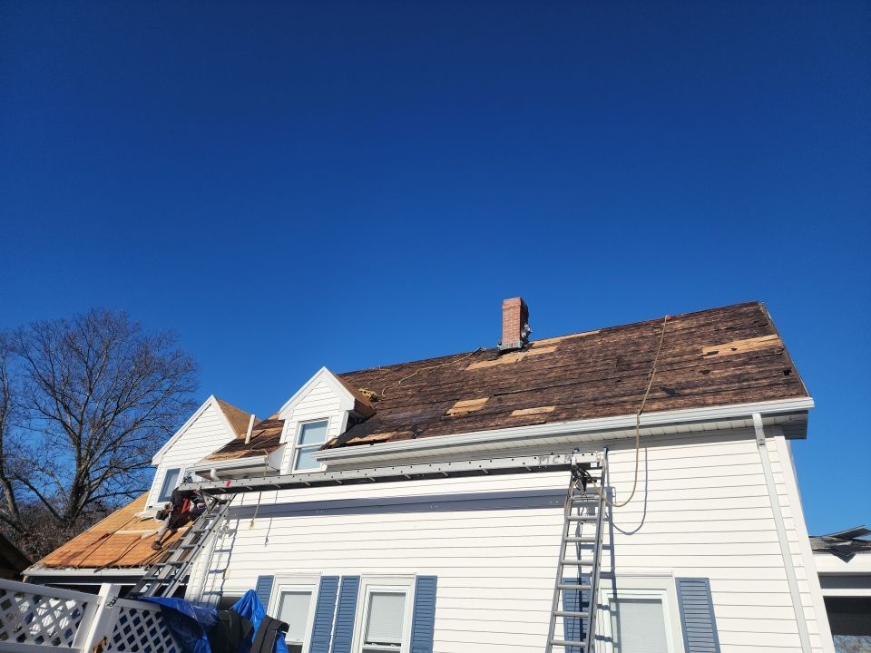 Roofing and Flashing in Franklin, MA by Master Roof Inc