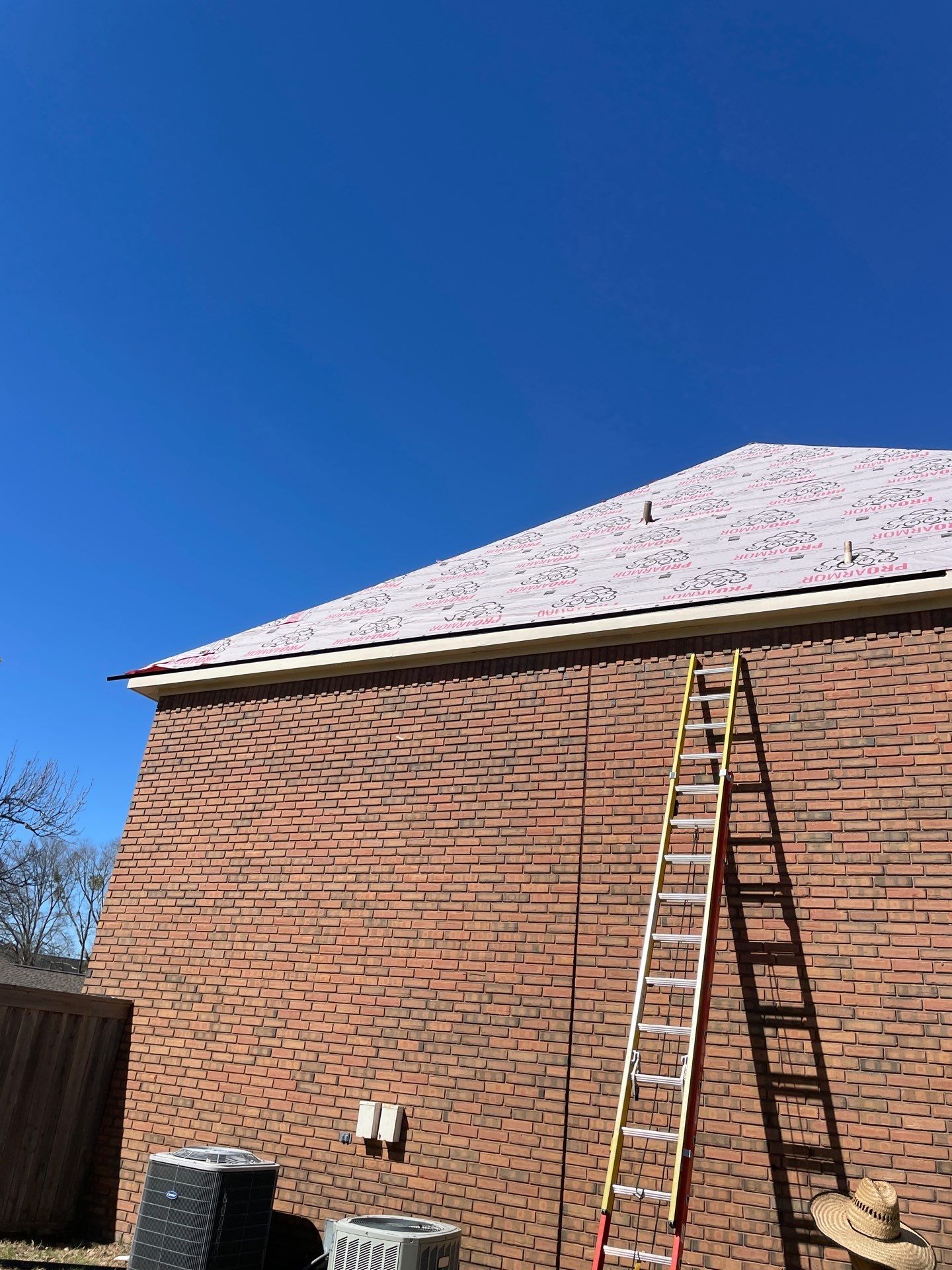 Residential Roofing Installation using Owen's Corning Duration (Lifetime) Shingles by Roof Repair Company