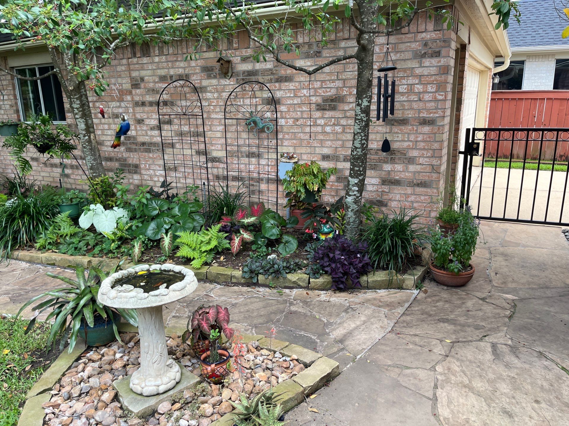 GAF Charcoal Roof Replacement for Houston Home by Houston Roofing & Construction