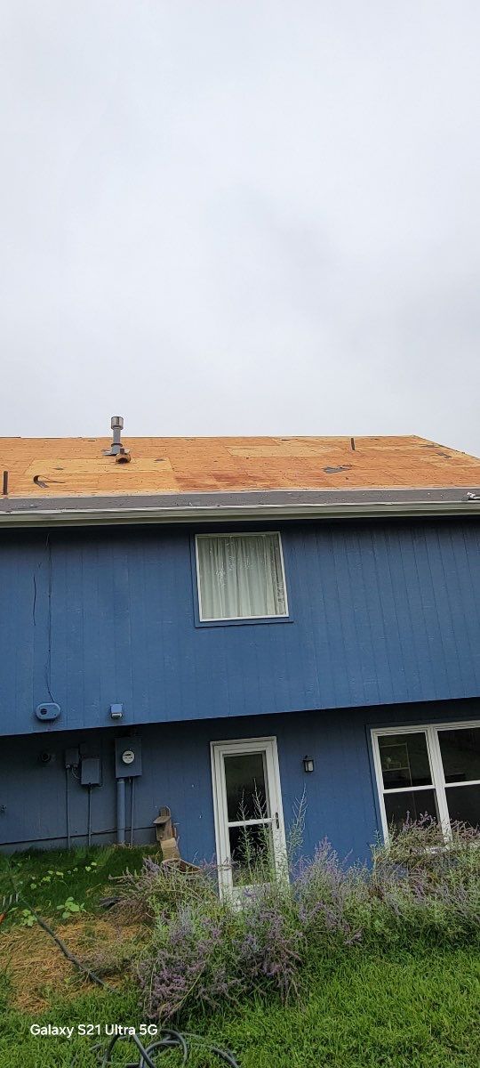 Residential Roofing Installation using OC Duration  by EEC  Windows, Siding & Roofing 