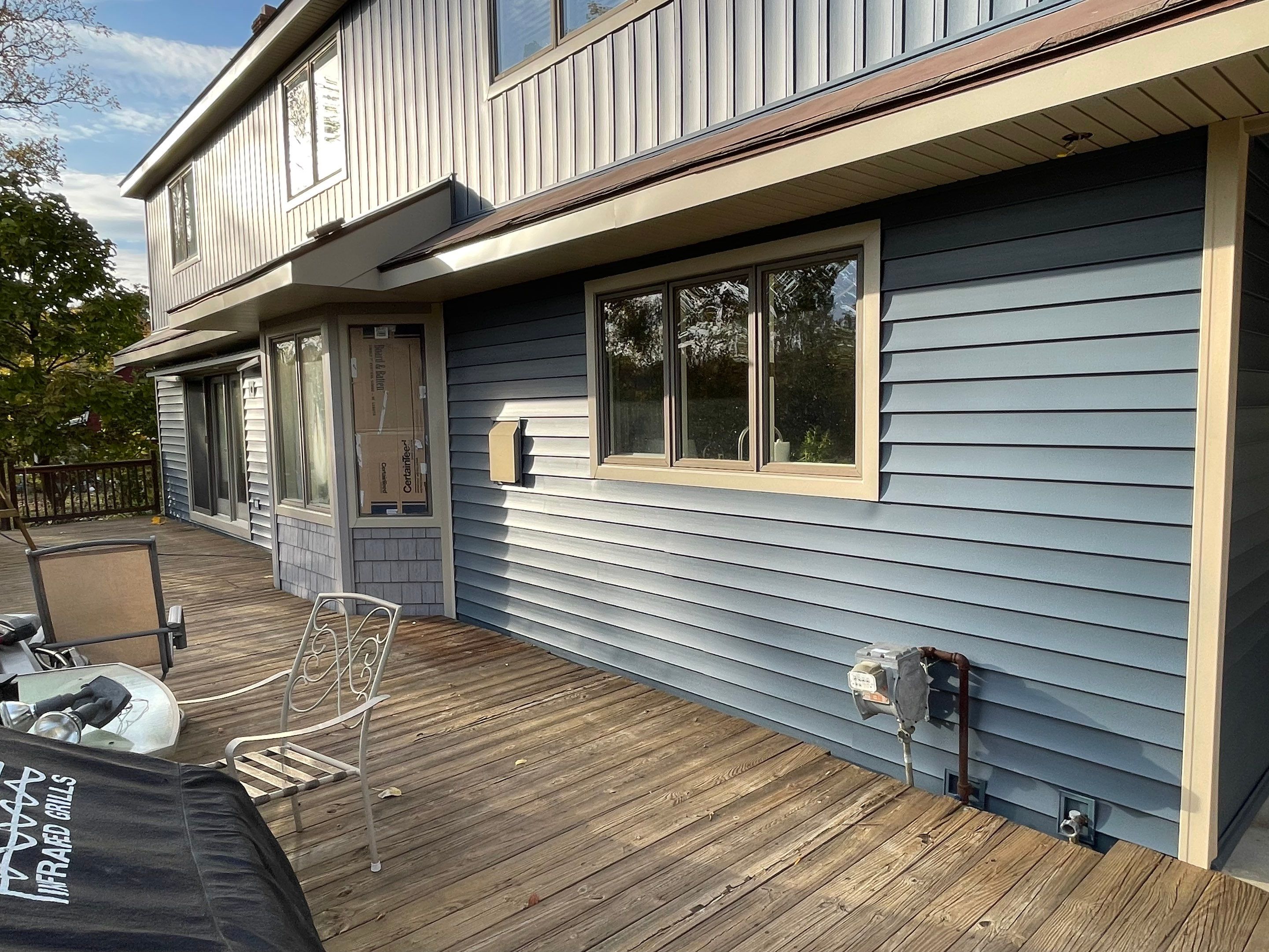 CertainTeed Monogram D5 Pacific Blue + Cedar Impression Shake Driftwood Blend & Pacific Blue + CertainTeed Board & Batten Pacific Blue by 180 Contractors