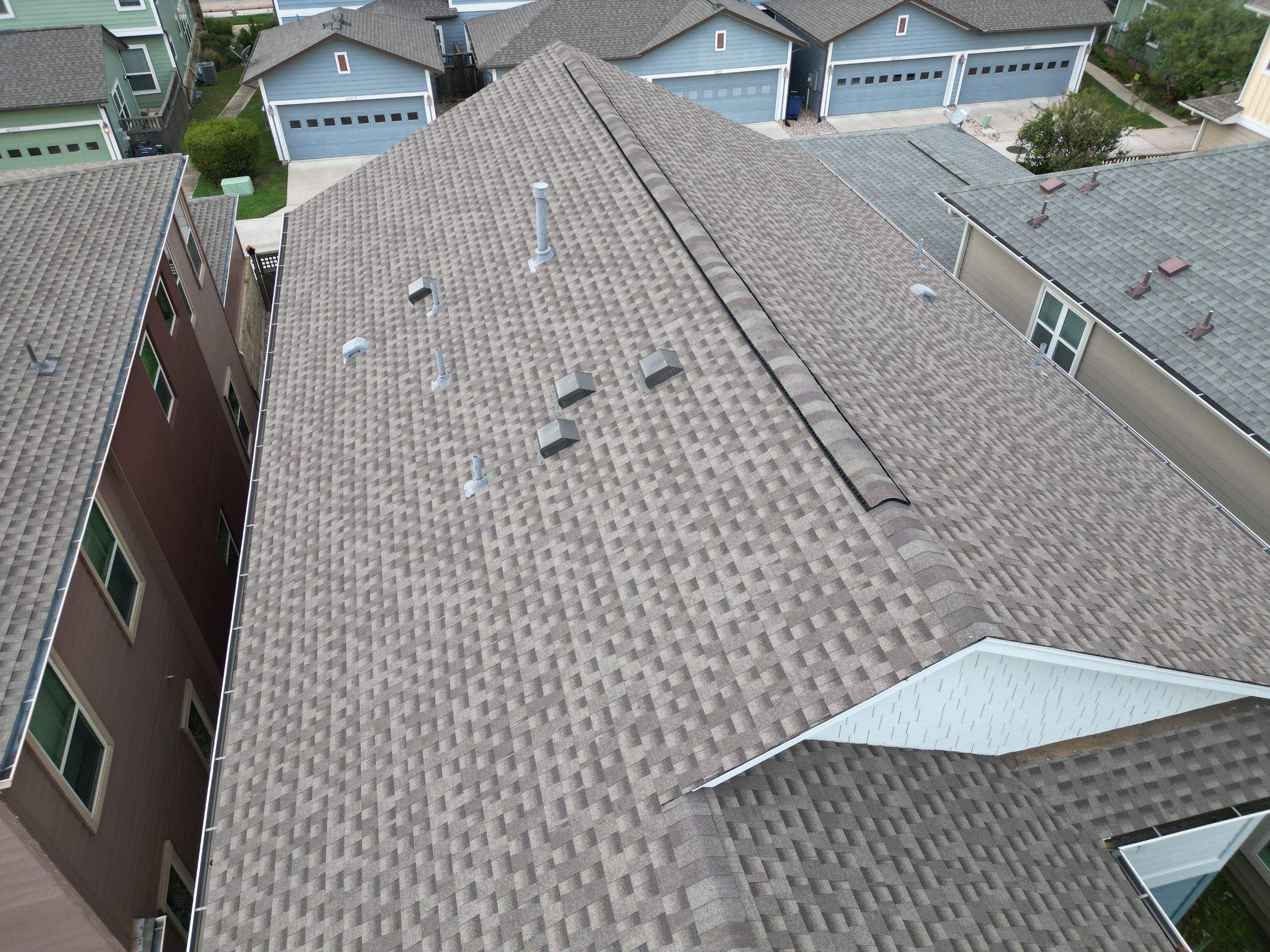 Weathered Wood - GAF Timberline HDZ by RoofsOnly.com