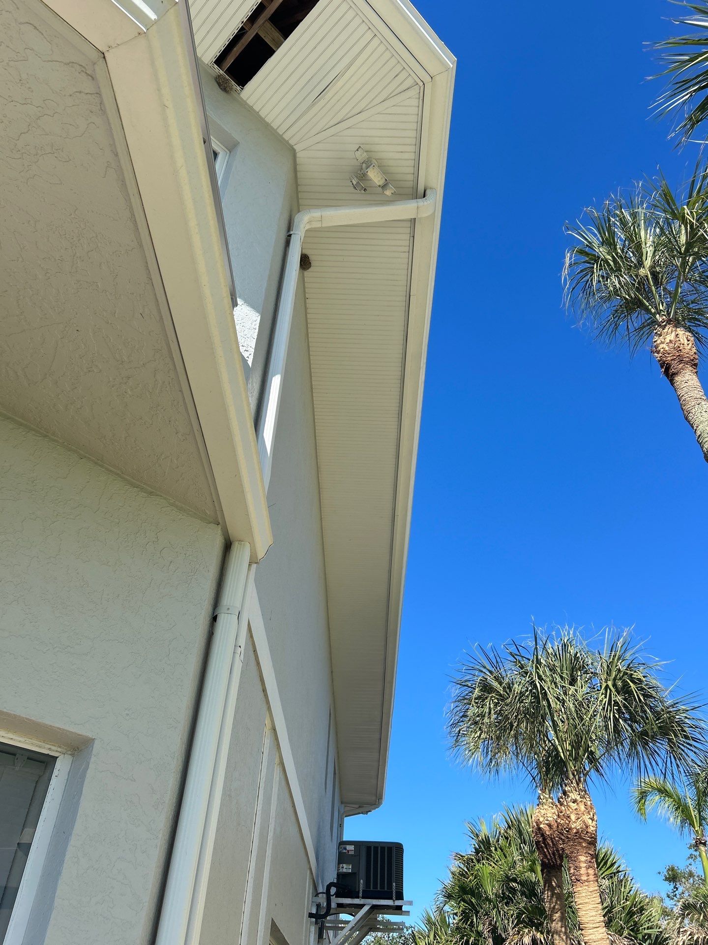 7-Inch Seamless Gutters Installation in Bradenton FL by Gutter Professors
