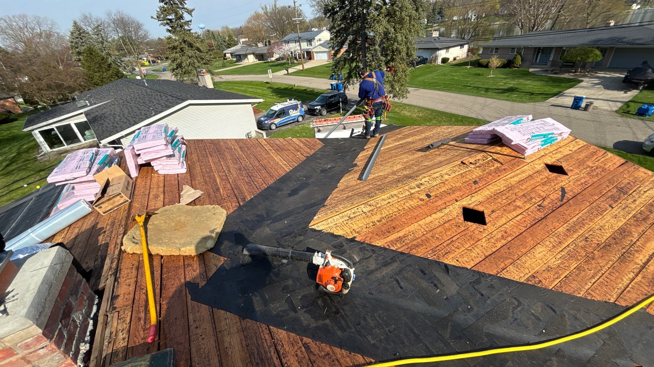 Roof Replacement using Owens Corning Onyx Black by 180 Contractors