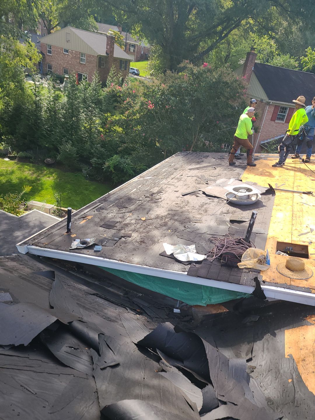 Falls Church: Roof Replacement with CertainTeed Landmark Pro in Max Def Pewterwood by RM Banning, Inc.