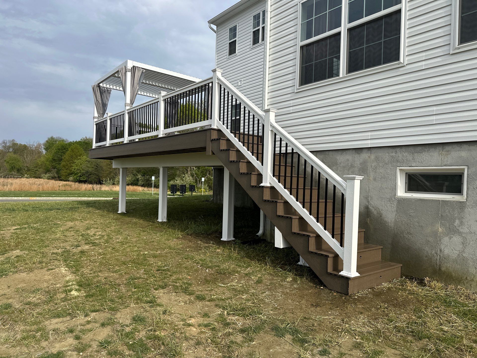 New deck + Manual Louvered Pergola by deck guardian